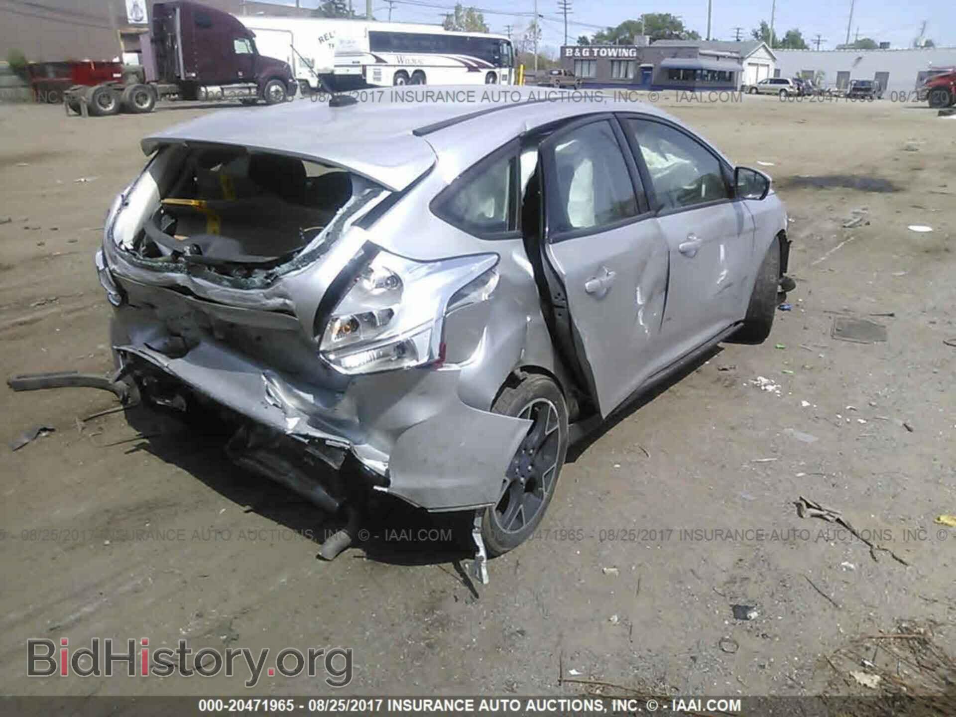 2012 Ford Focus - VIN: 1FAHP3K21CL119313 - Photo 4