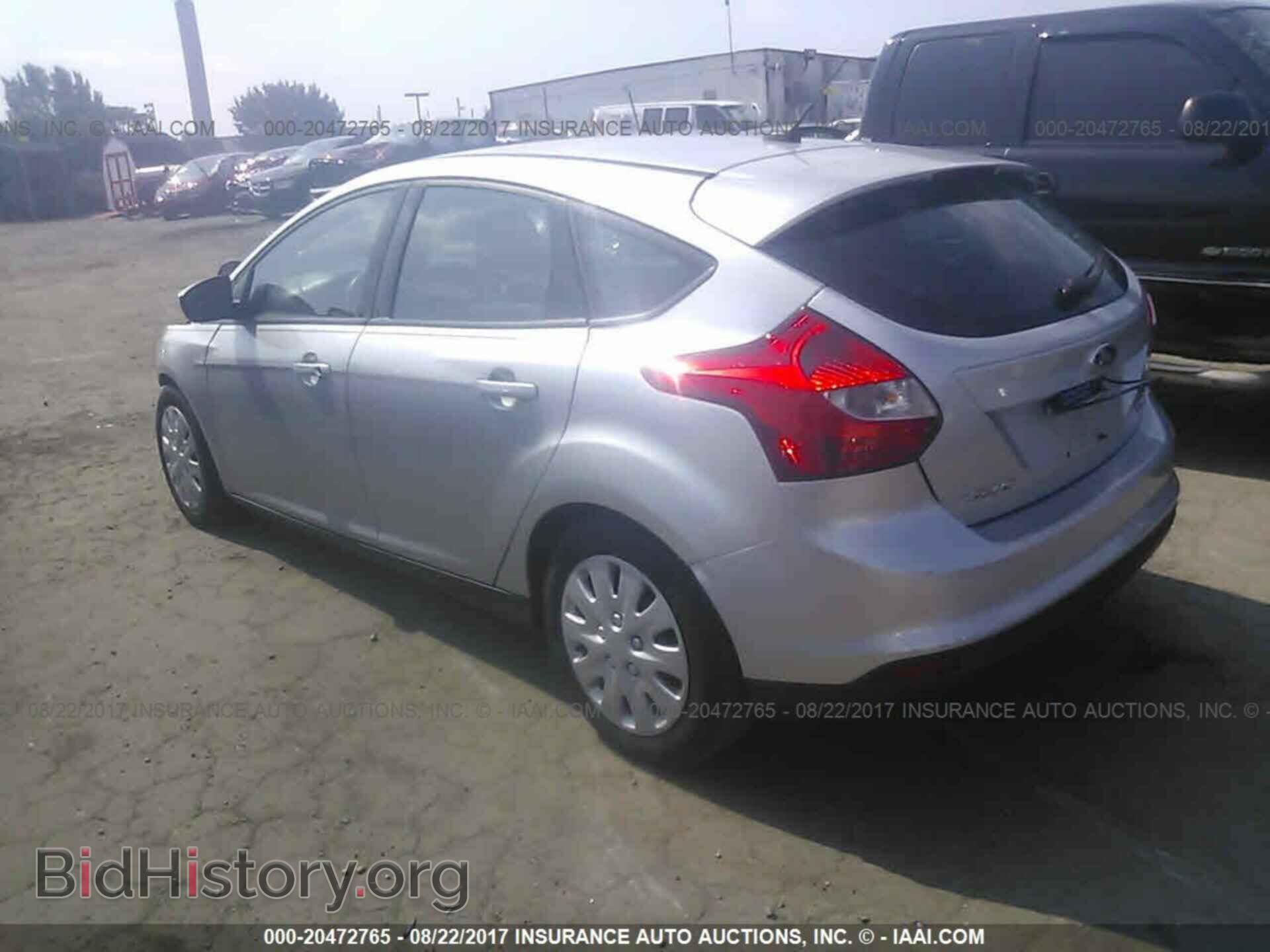 2012 Ford Focus - VIN: 1FAHP3K22CL176796 - Photo 3