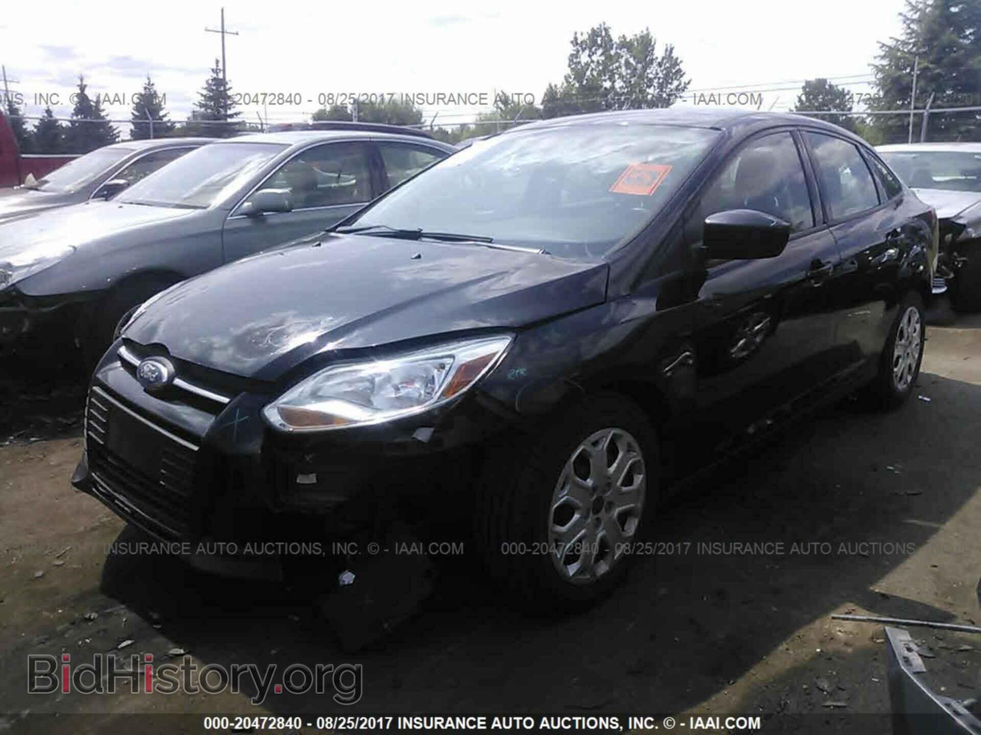 2012 Ford Focus - VIN: 1FAHP3F25CL320271 - Photo 2