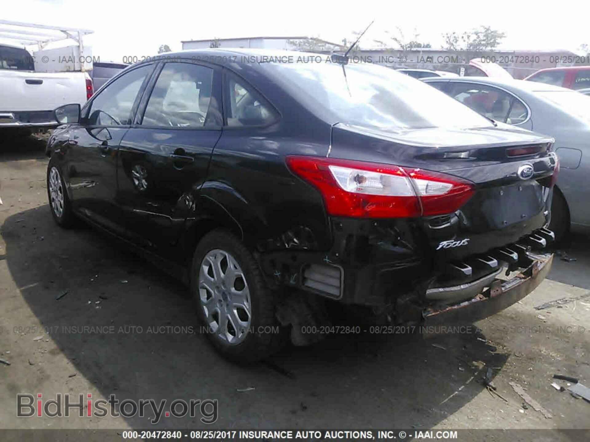 2012 Ford Focus - VIN: 1FAHP3F25CL320271 - Photo 3