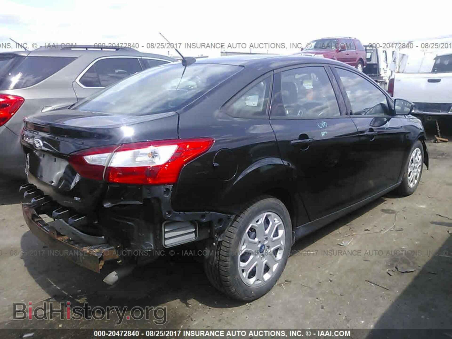 2012 Ford Focus - VIN: 1FAHP3F25CL320271 - Photo 4