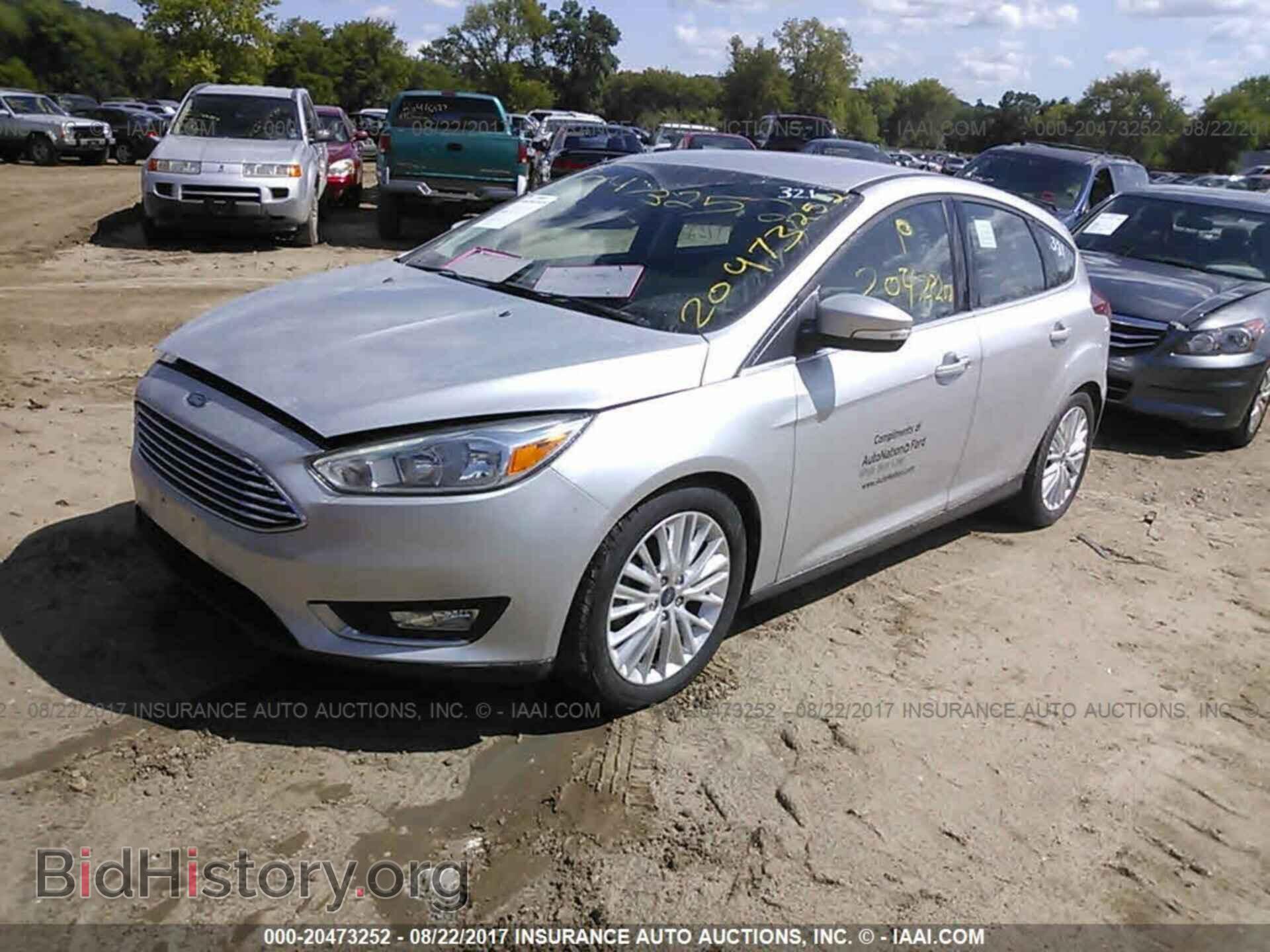 2016 Ford Focus - VIN: 1FADP3N28GL307438 - Фото 2