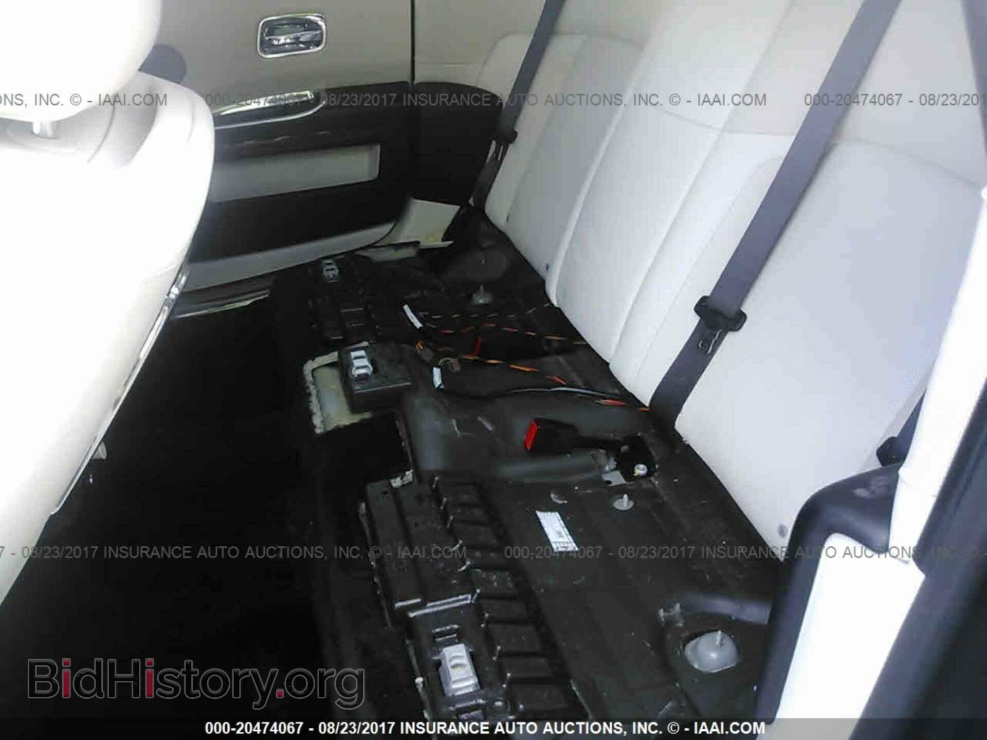 2011 Rolls-royce Ghost - VIN: SCA664S59BUX50184 - Фото 8