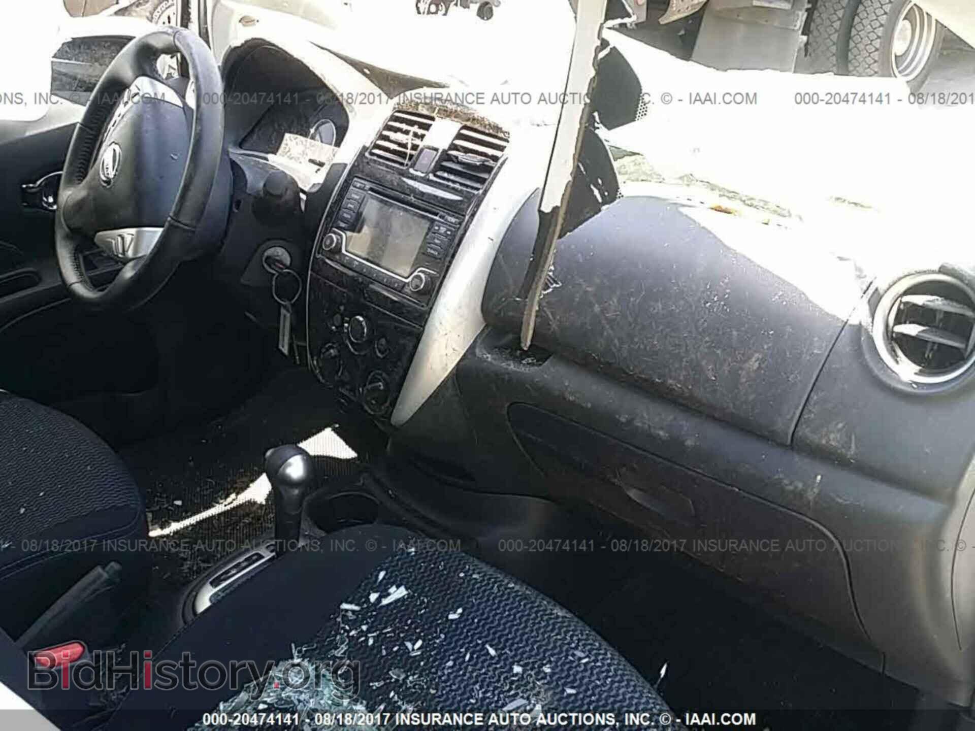 2016 Nissan Versa note - VIN: 3N1CE2CP6GL401703 - Photo 5