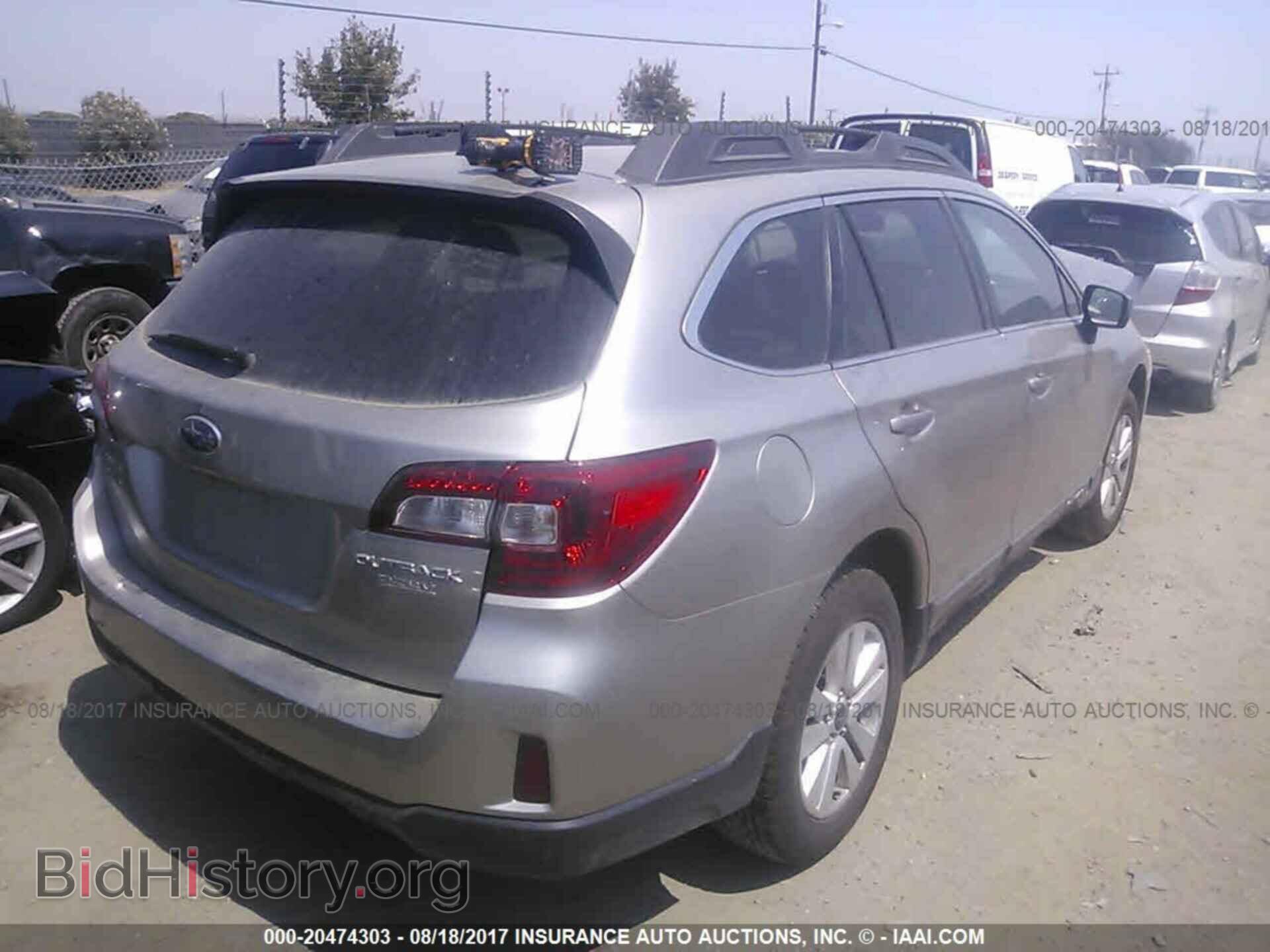 2016 Subaru Outback - VIN: 4S4BSACC6G3244819 - Photo 4