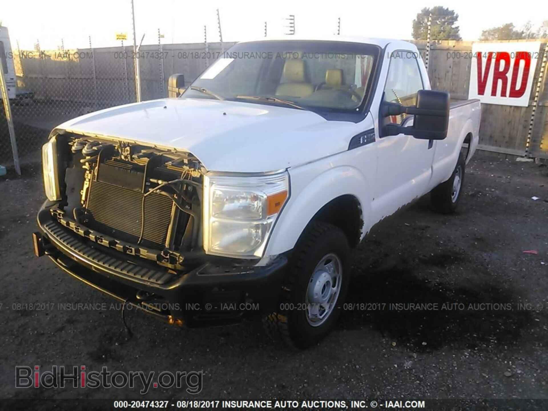 2011 Ford F250 - VIN: 1FDBF2B69BEA30216 - Фото 2