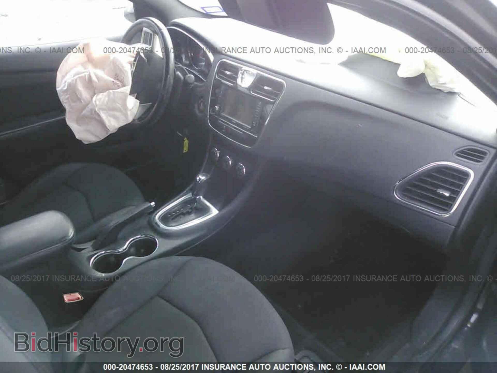 2012 Chrysler 200 - VIN: 1C3CCBBG4CN184042 - Photo 5