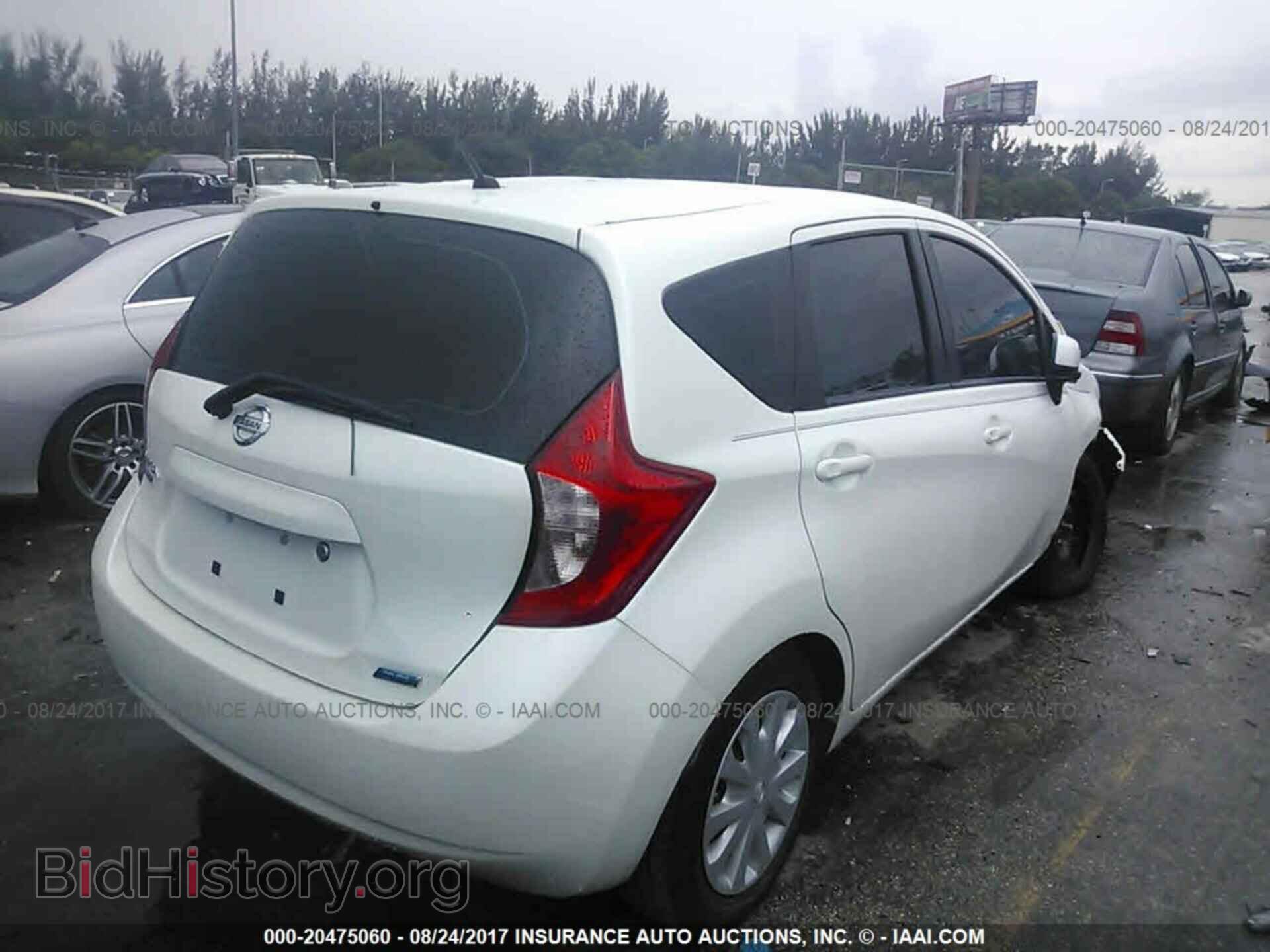 2014 Nissan Versa note - VIN: 3N1CE2CP4EL416844 - Photo 4
