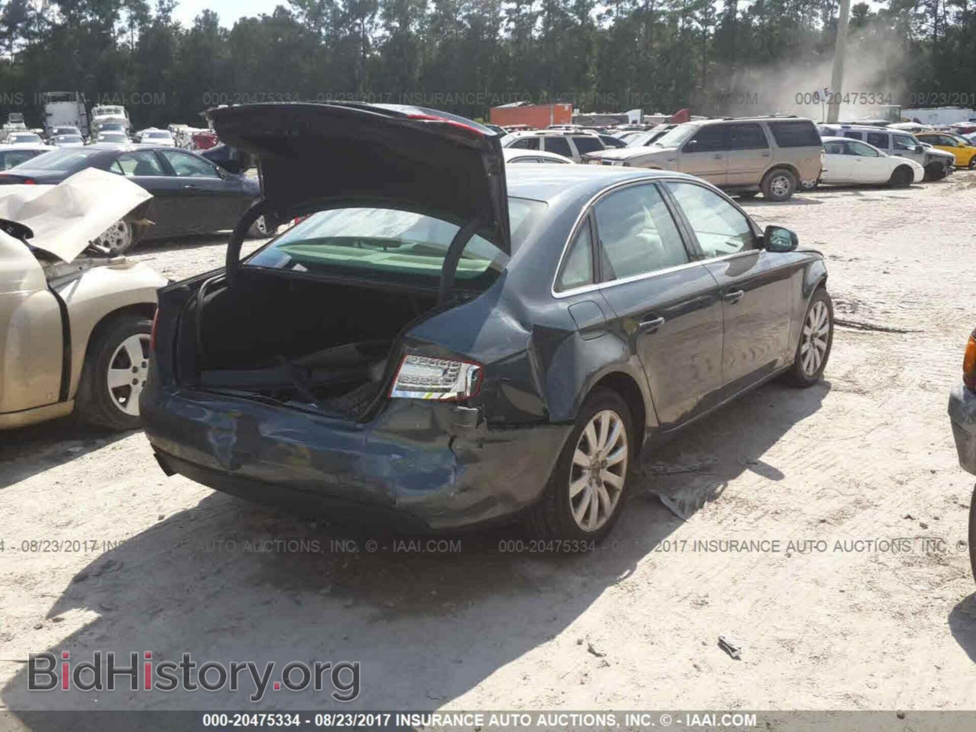 2011 Audi A4 - VIN: WAUEFAFL2BN045634 - Photo 4