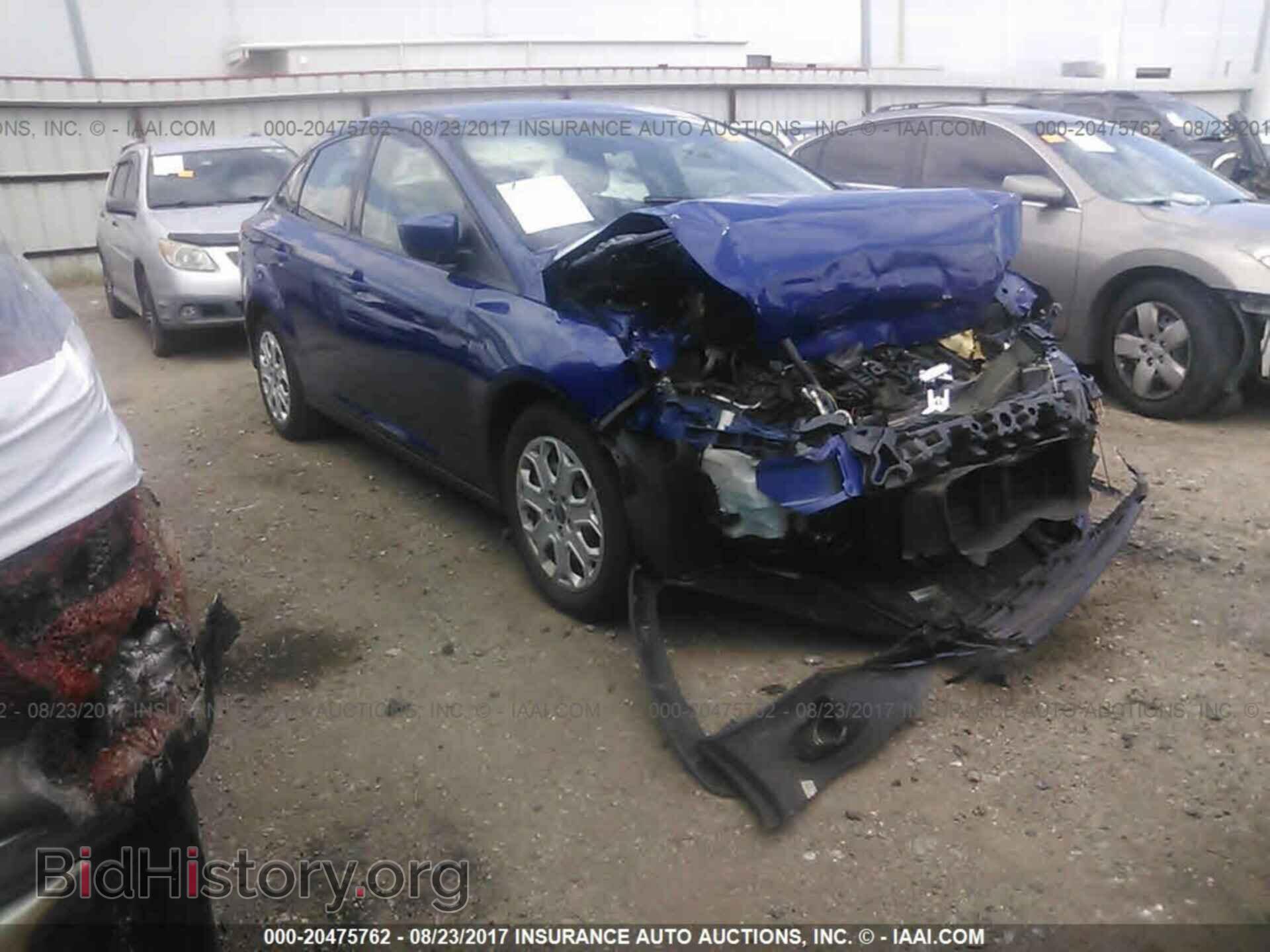 Photo 1FAHP3F21CL409660 - Ford Focus 2012