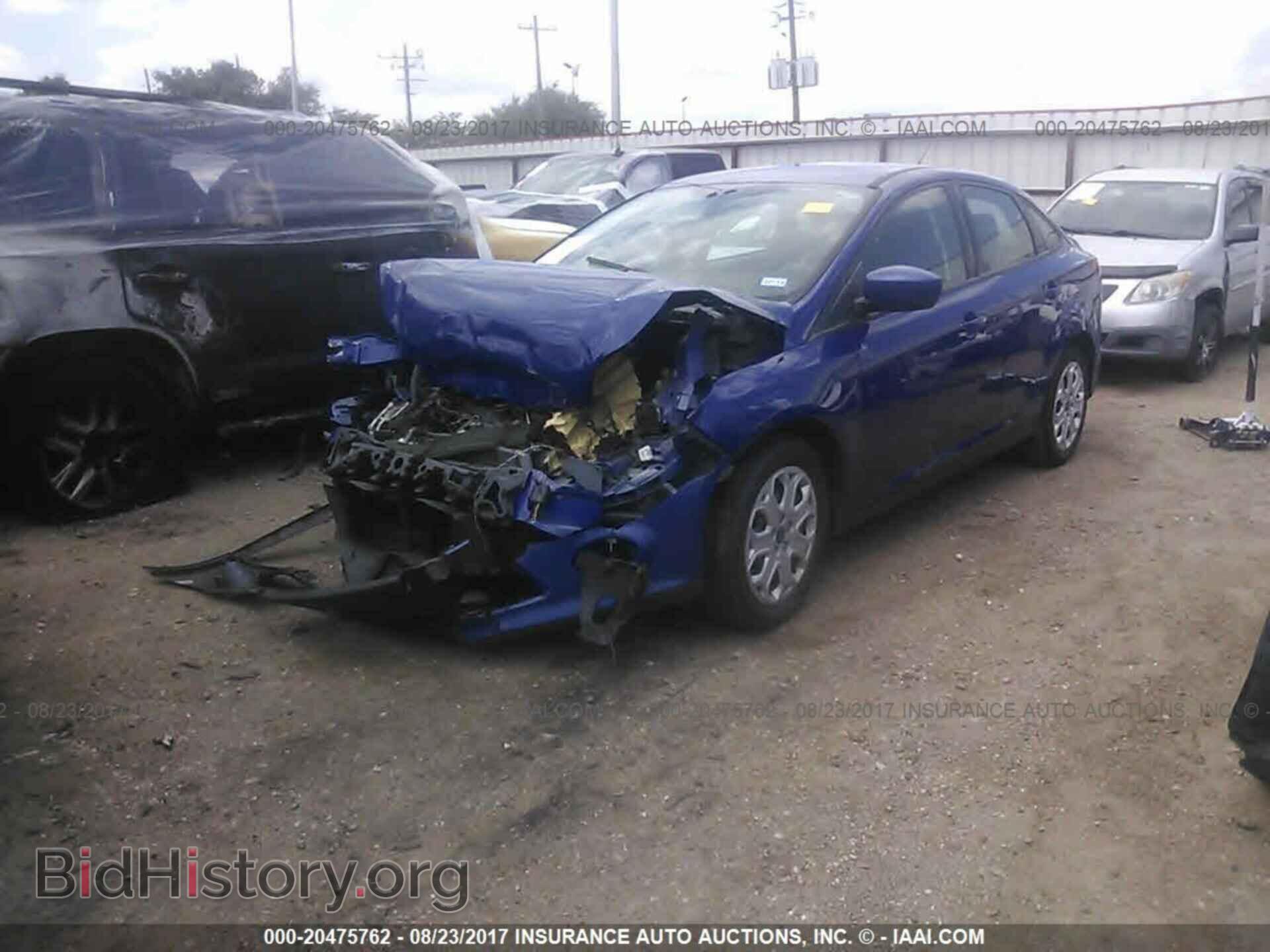 2012 Ford Focus - VIN: 1FAHP3F21CL409660 - Photo 2