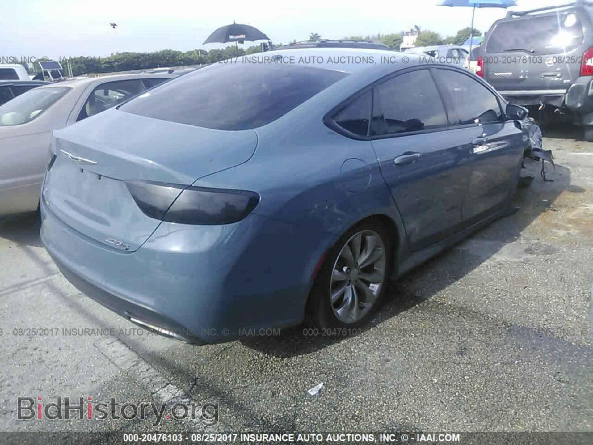 2015 Chrysler 200 - VIN: 1C3CCCBB7FN590315 - Photo 4