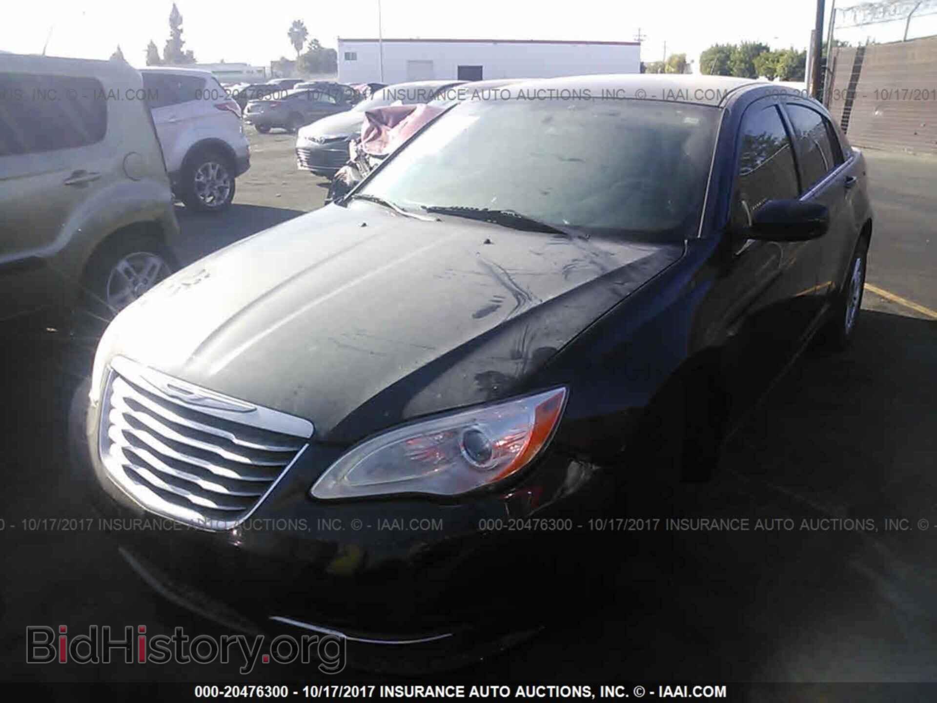 2012 Chrysler 200 - VIN: 1C3CCBBB8CN148973 - Фото 2