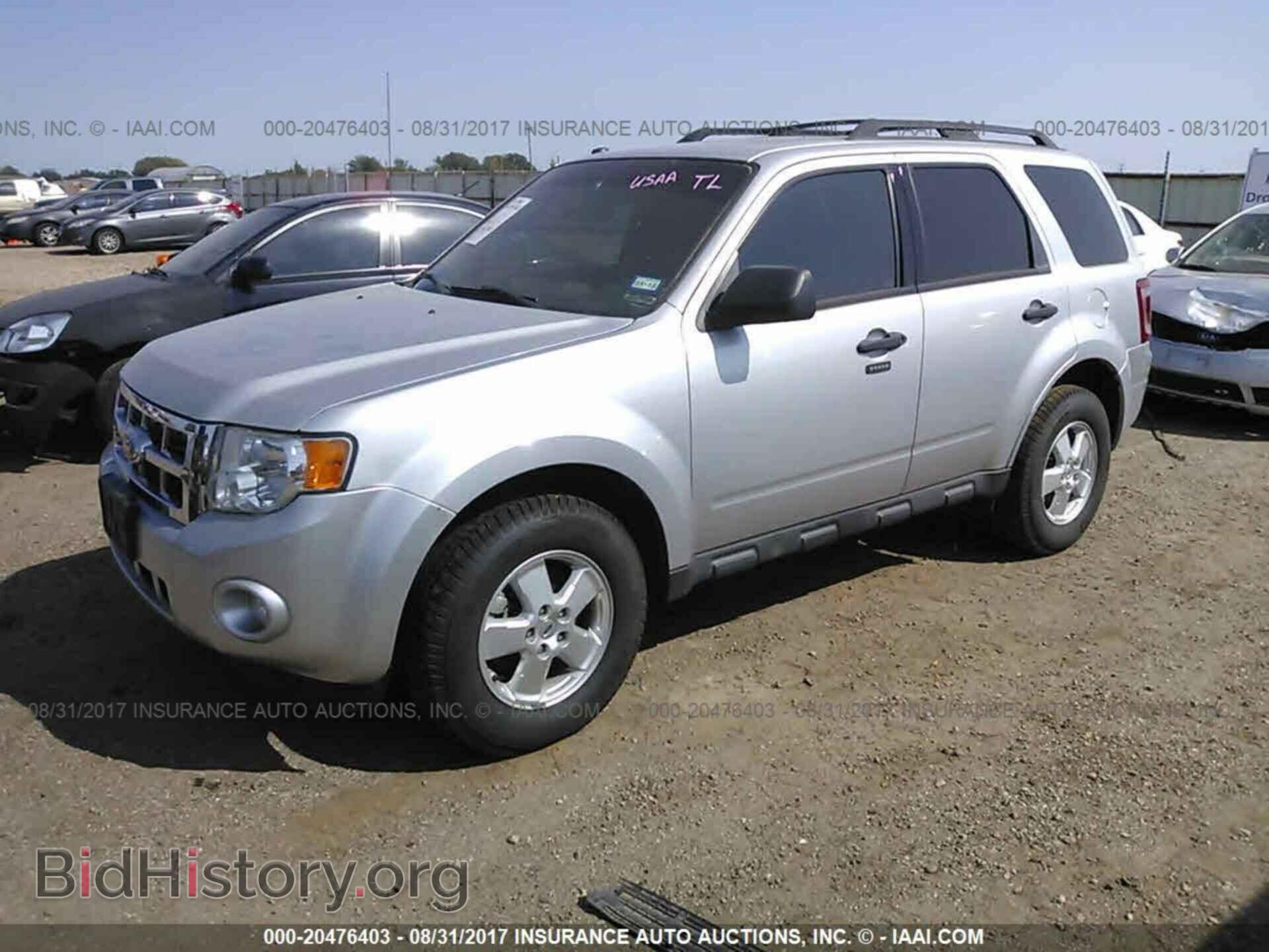 2012 Ford Escape - VIN: 1FMCU0D79CKC65562 - Photo 2