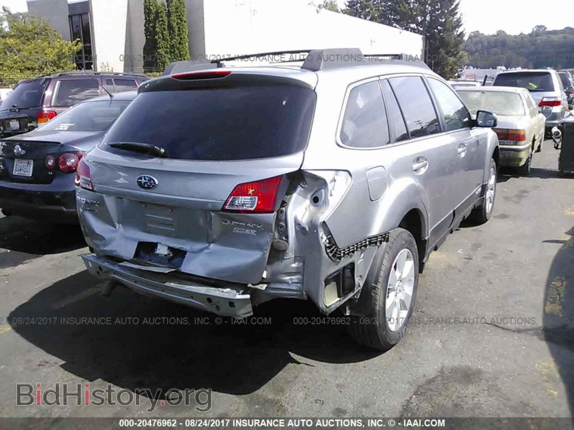 2011 Subaru Outback - VIN: 4S4BRBGC8B3431404 - Фото 4