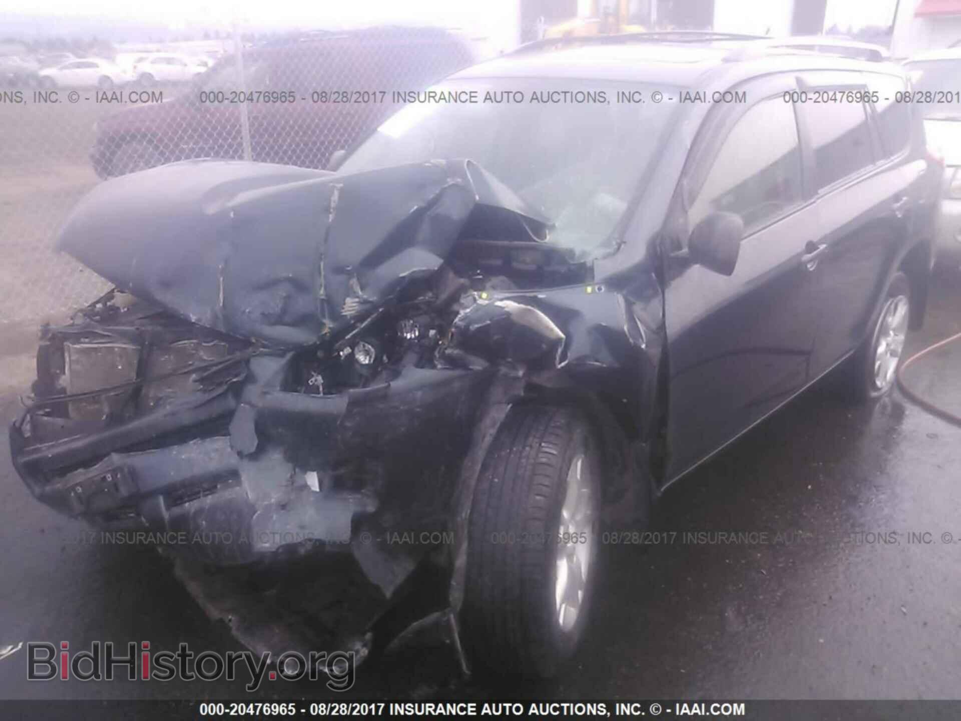 2011 Toyota Rav4 - VIN: 2T3BF4DV2BW163848 - Фото 2