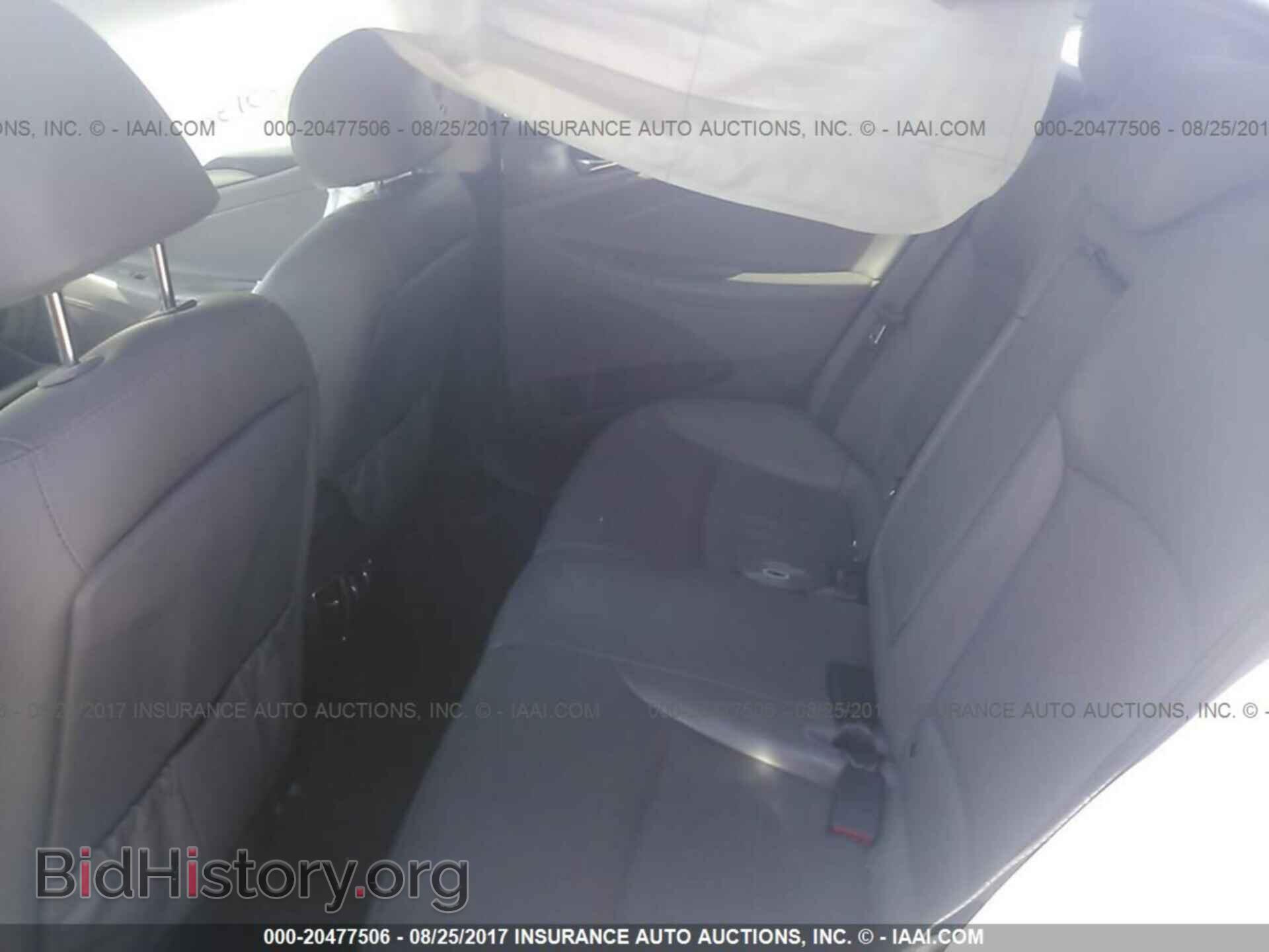 2012 Hyundai Sonata - VIN: KMHEC4A41CA045934 - Photo 8