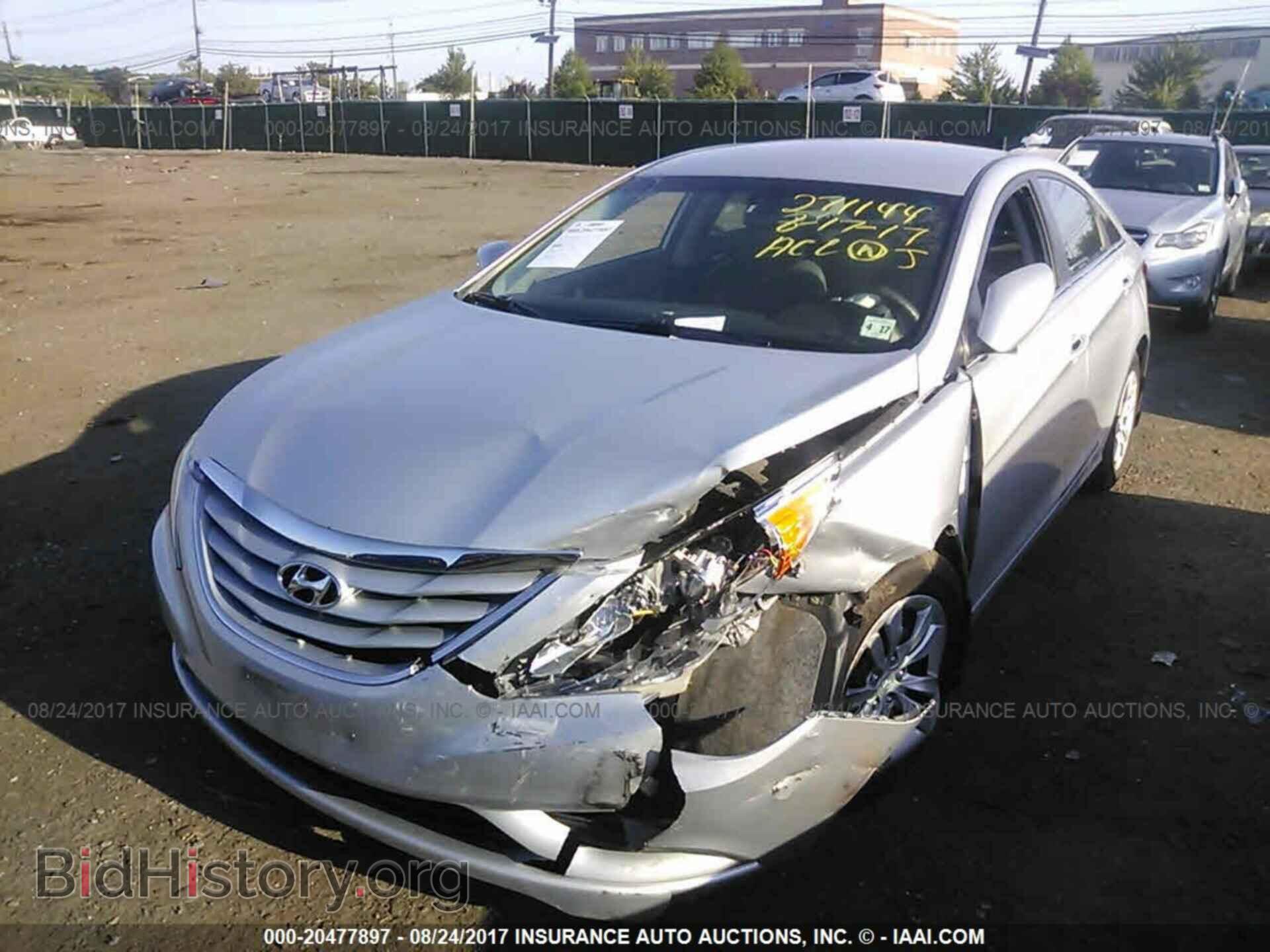 2012 Hyundai Sonata - VIN: 5NPEB4AC9CH485603 - Фото 2