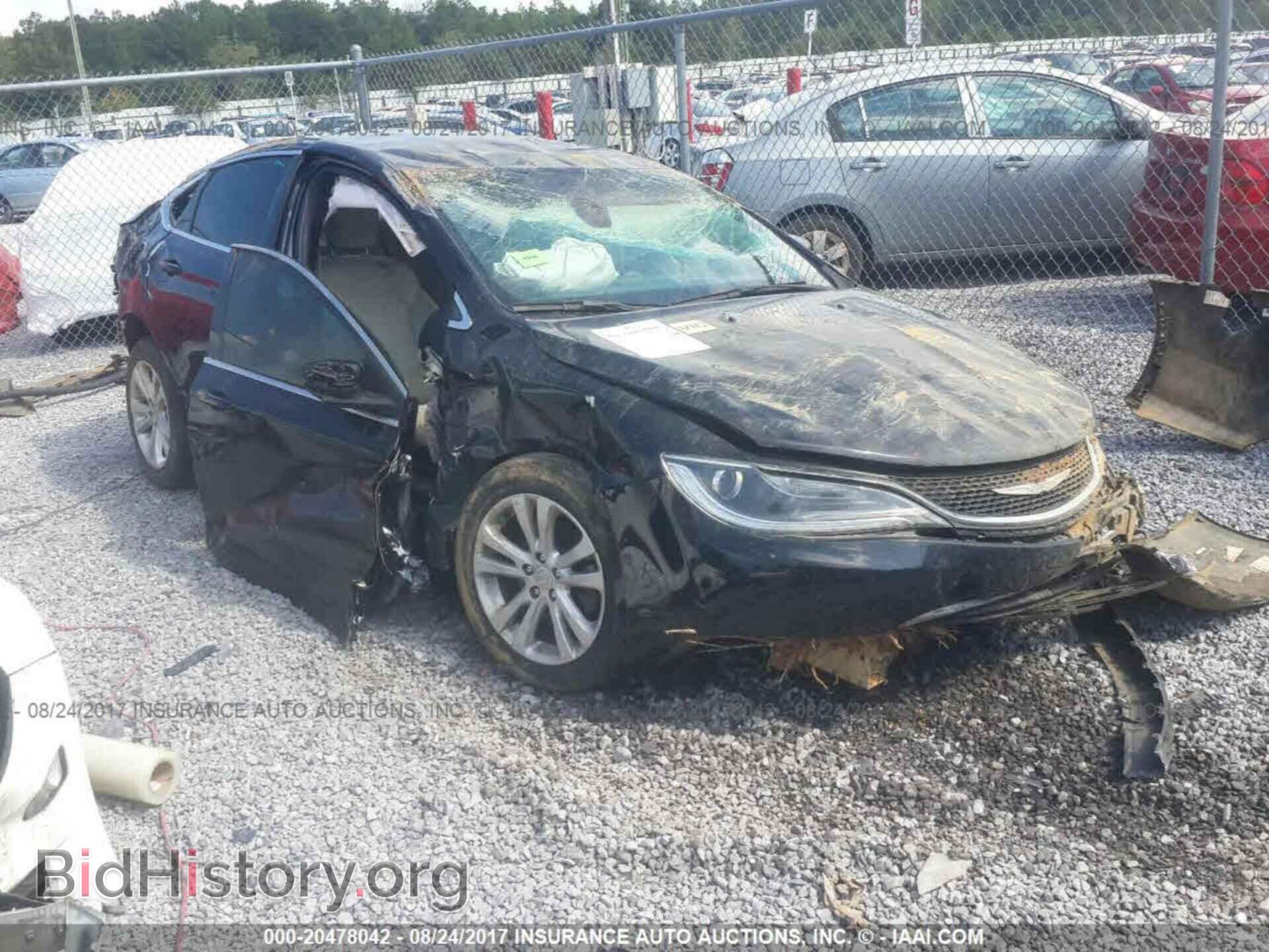 Photo 1C3CCCAB2FN671787 - Chrysler 200 2015