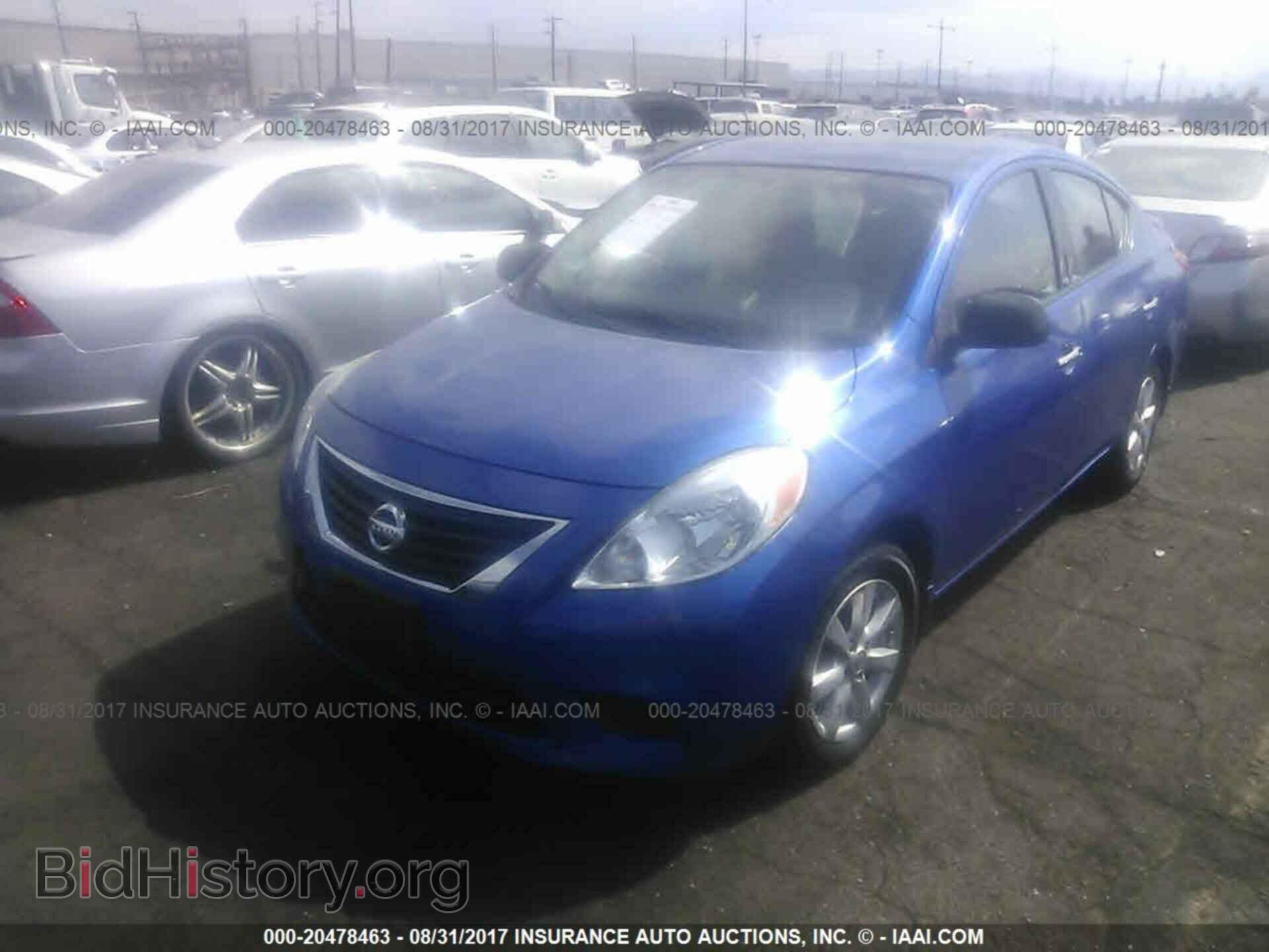 2014 Nissan Versa - VIN: 3N1CN7AP2EL817583 - Фото 2