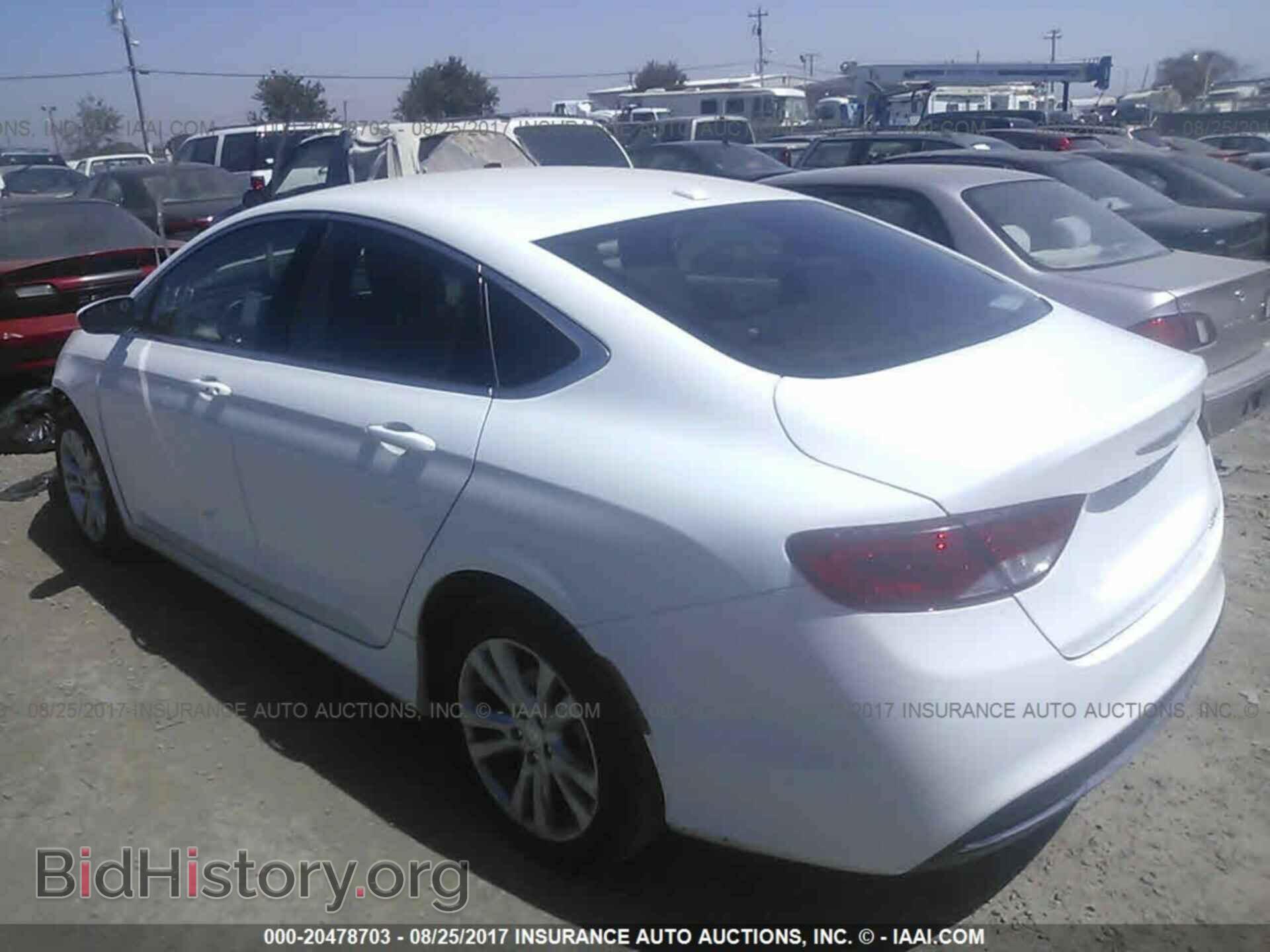 2015 Chrysler 200 - VIN: 1C3CCCAB5FN688826 - Photo 3