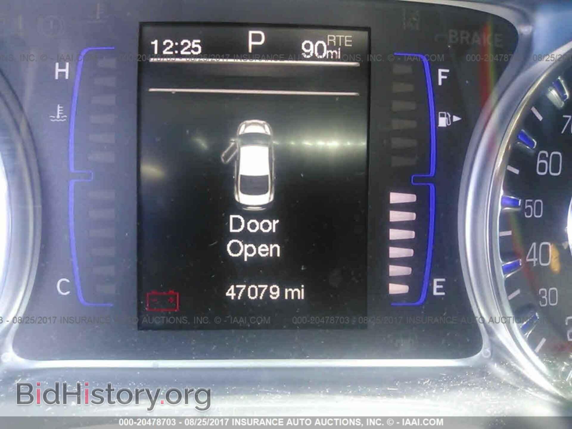 2015 Chrysler 200 - VIN: 1C3CCCAB5FN688826 - Photo 7