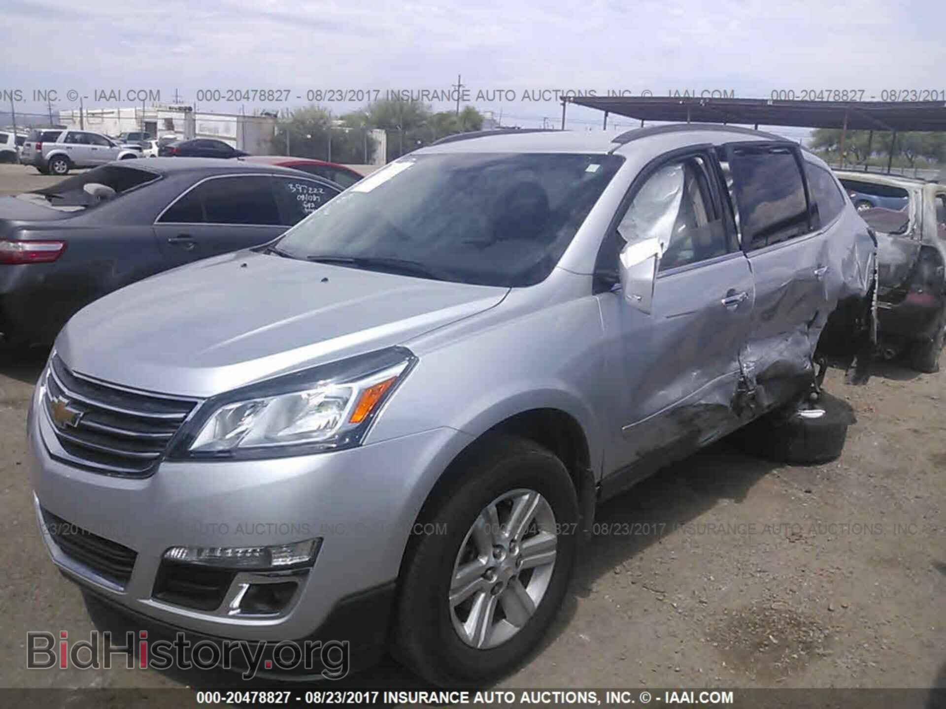 2013 Chevrolet Traverse - VIN: 1GNKVGKD0DJ206042 - Фото 2
