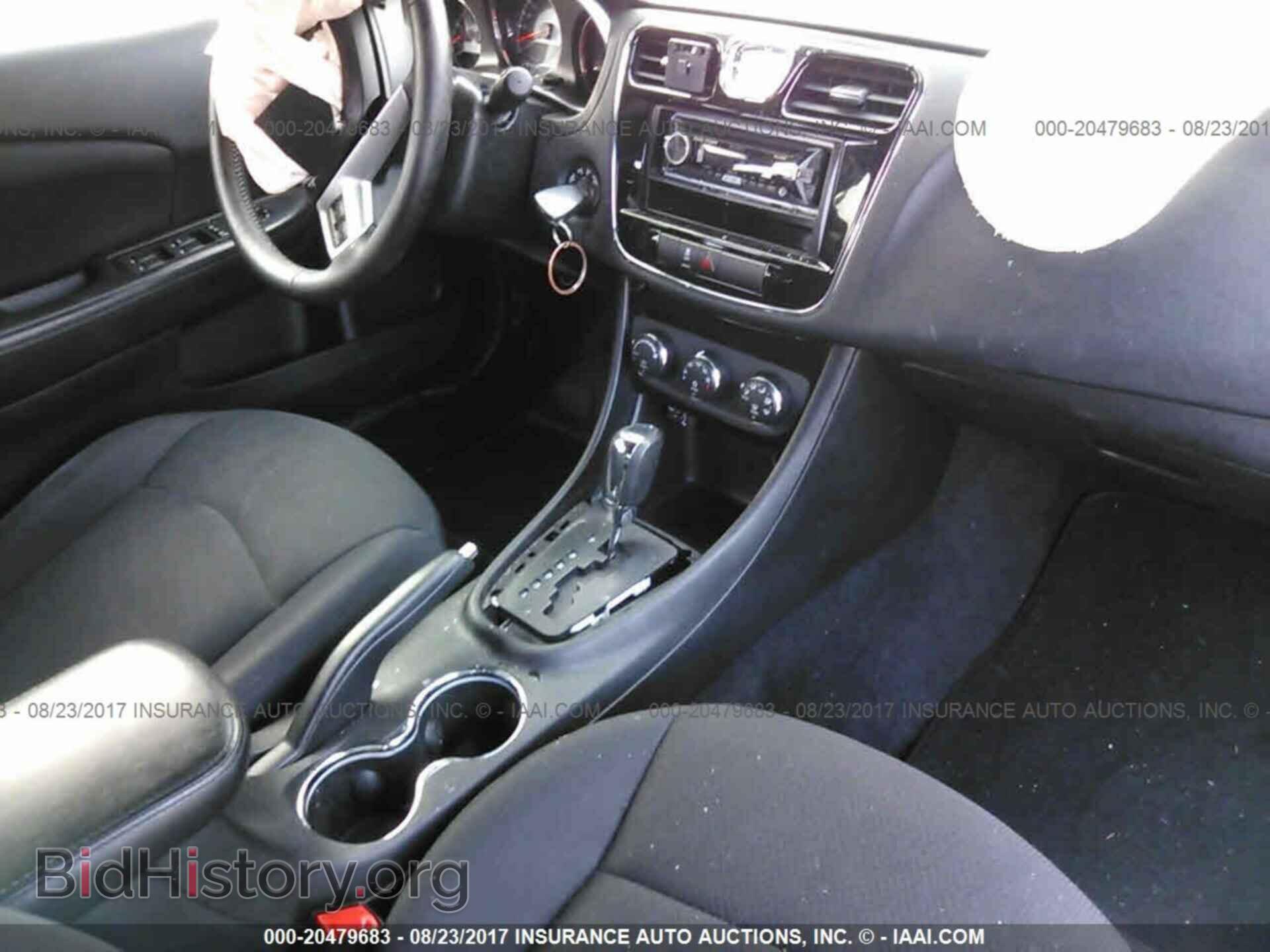 2013 Chrysler 200 - VIN: 1C3CCBBB1DN639614 - Photo 5