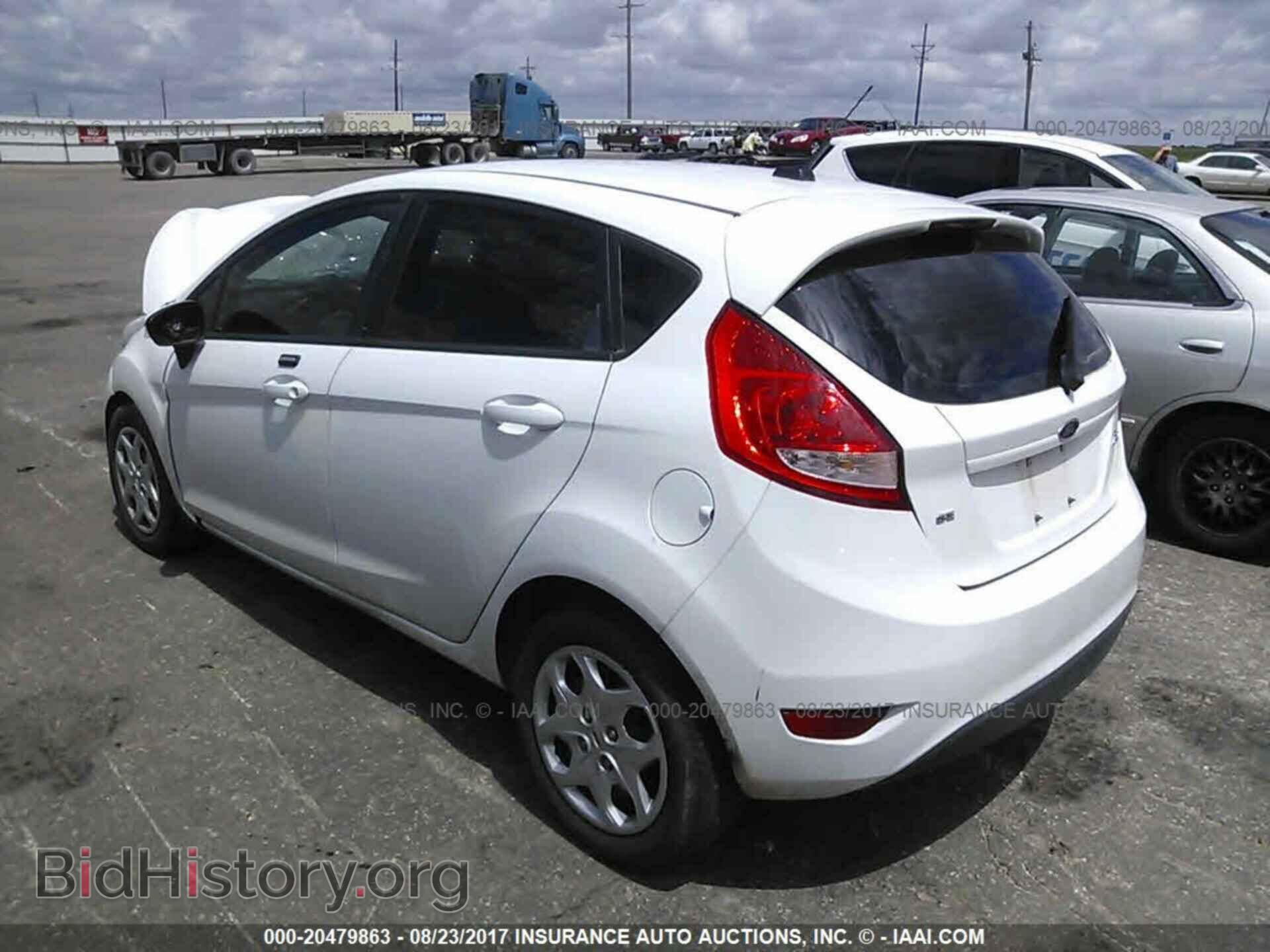 2011 Ford Fiesta - VIN: 3FADP4EJ4BM106351 - Фото 3