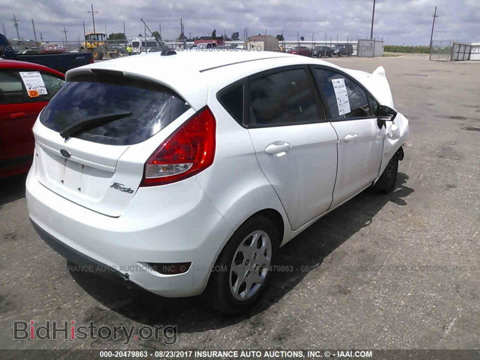 2011 Ford Fiesta - VIN: 3FADP4EJ4BM106351 - Фото 4