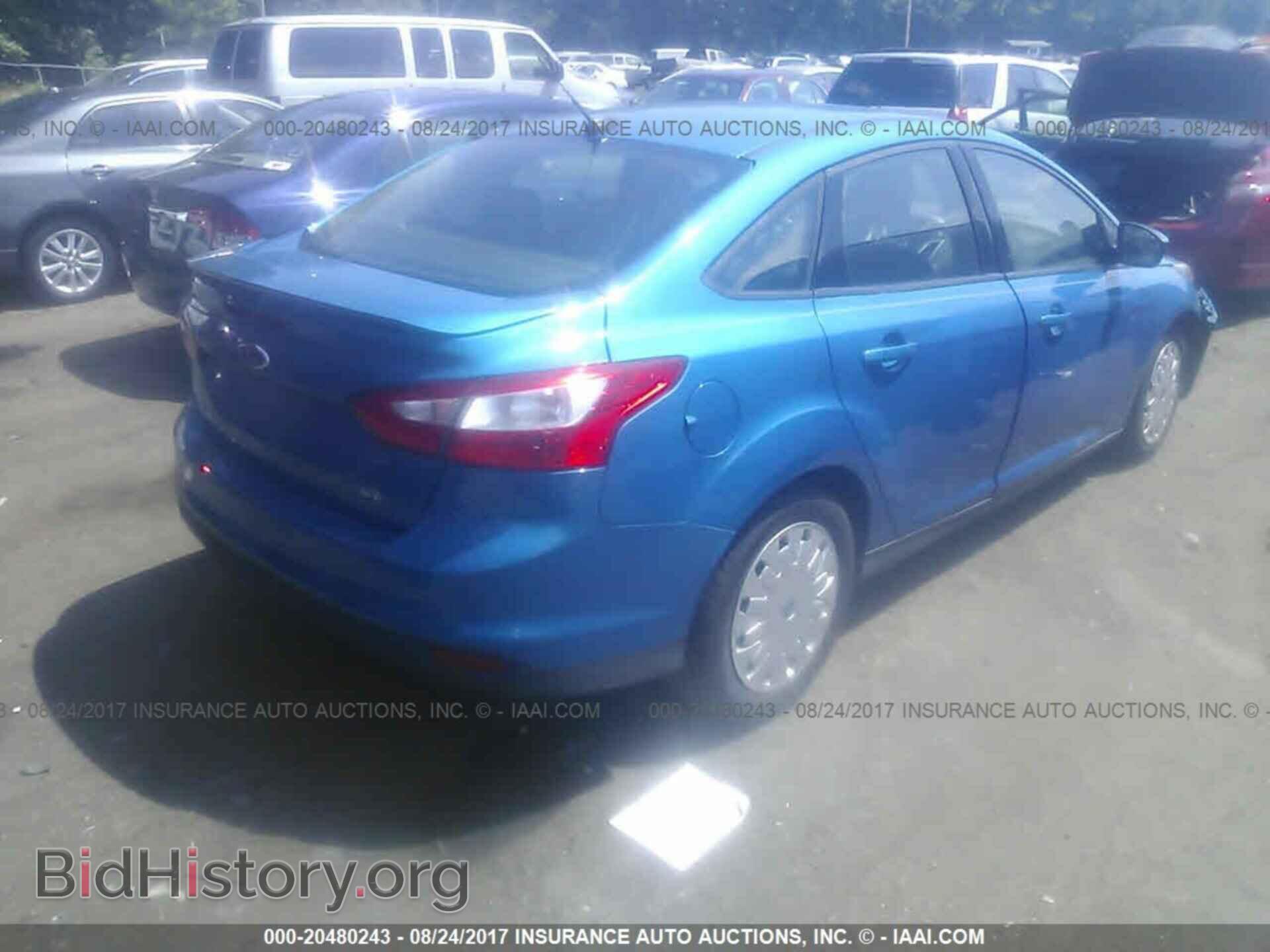 2012 Ford Focus - VIN: 1FAHP3F27CL126597 - Фото 4