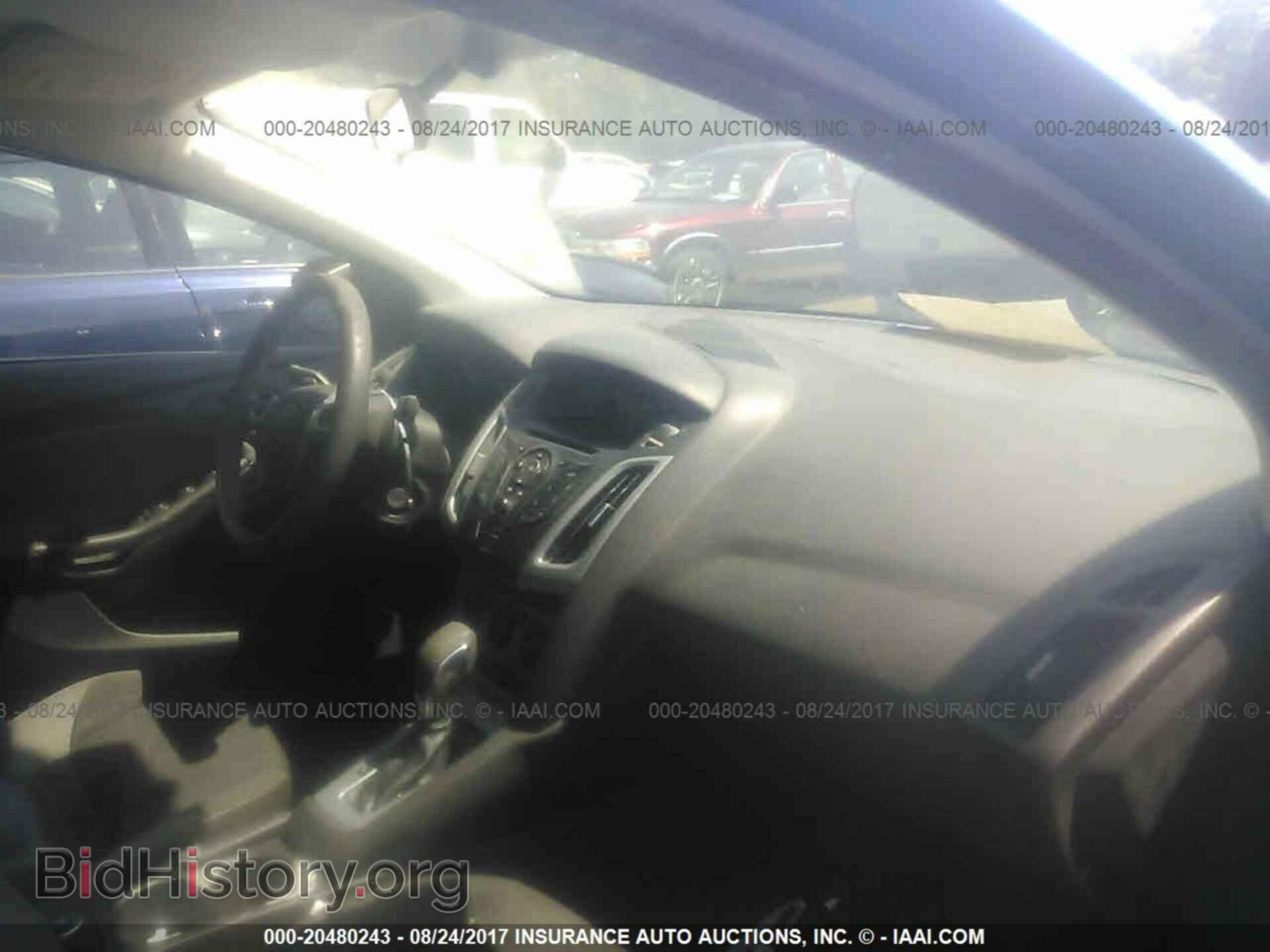 2012 Ford Focus - VIN: 1FAHP3F27CL126597 - Фото 5