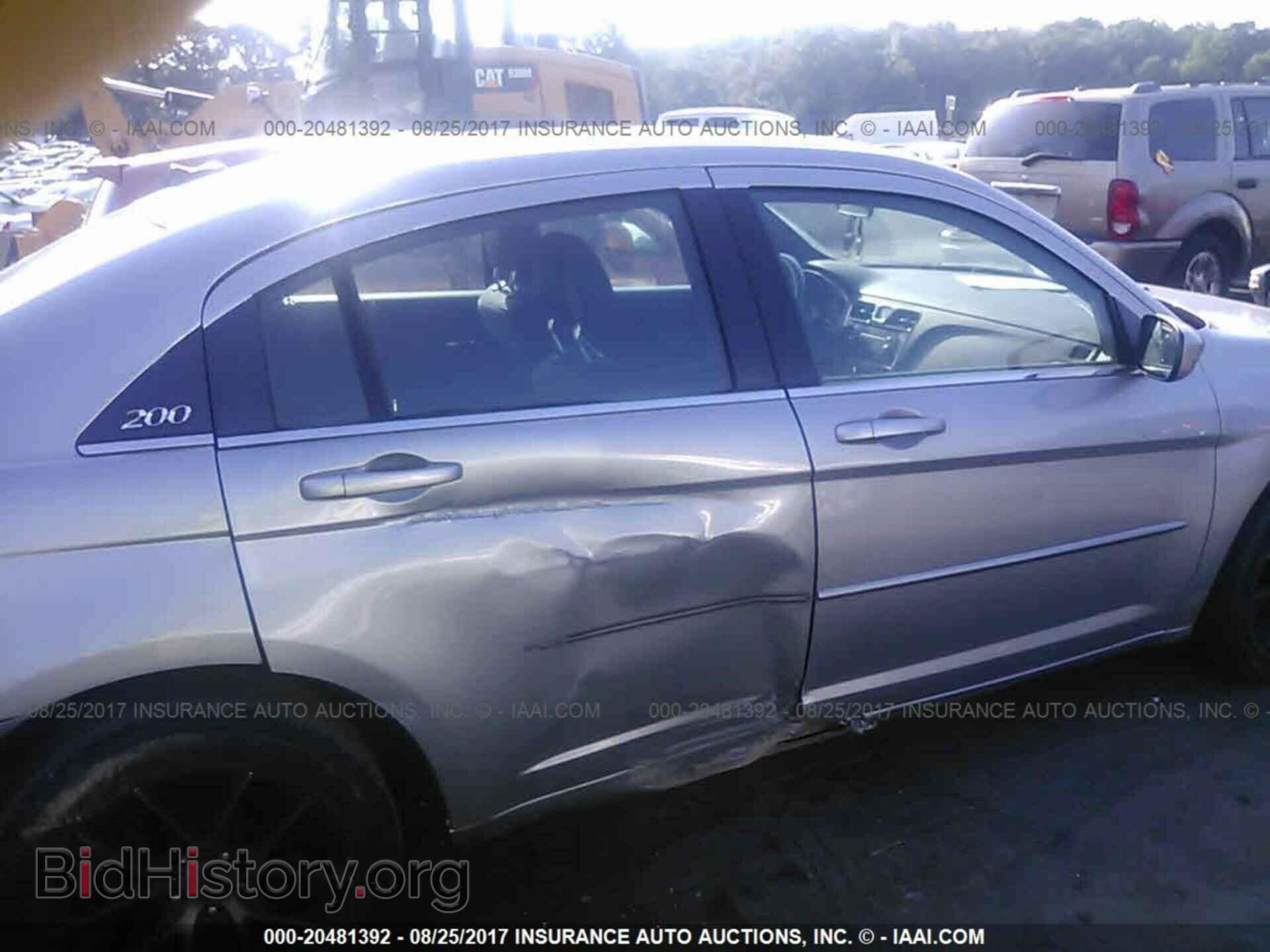 2013 Chrysler 200 - VIN: 1C3CCBBB1DN639631 - Фото 6