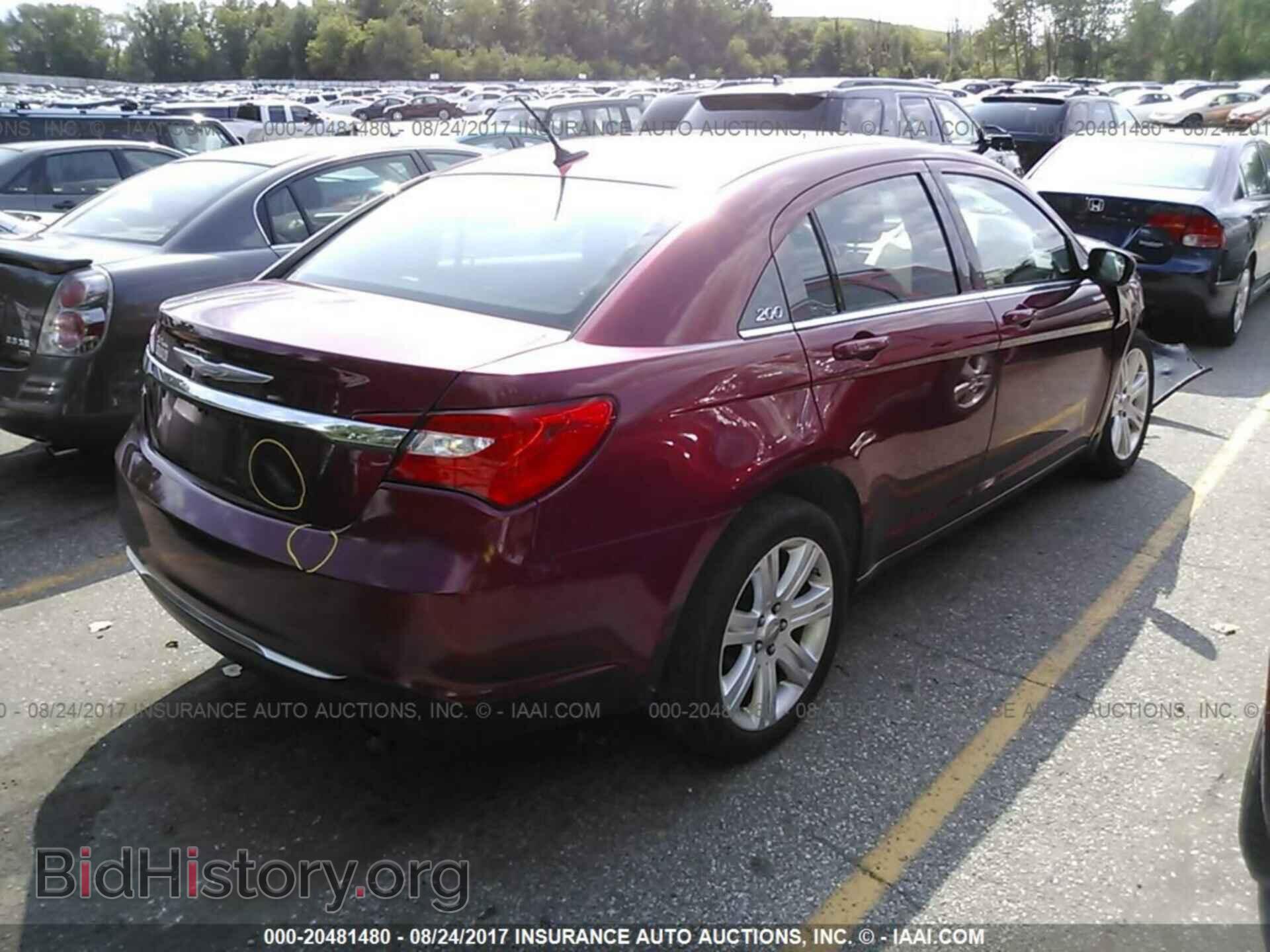 2012 Chrysler 200 - VIN: 1C3CCBBB2CN170967 - Фото 4