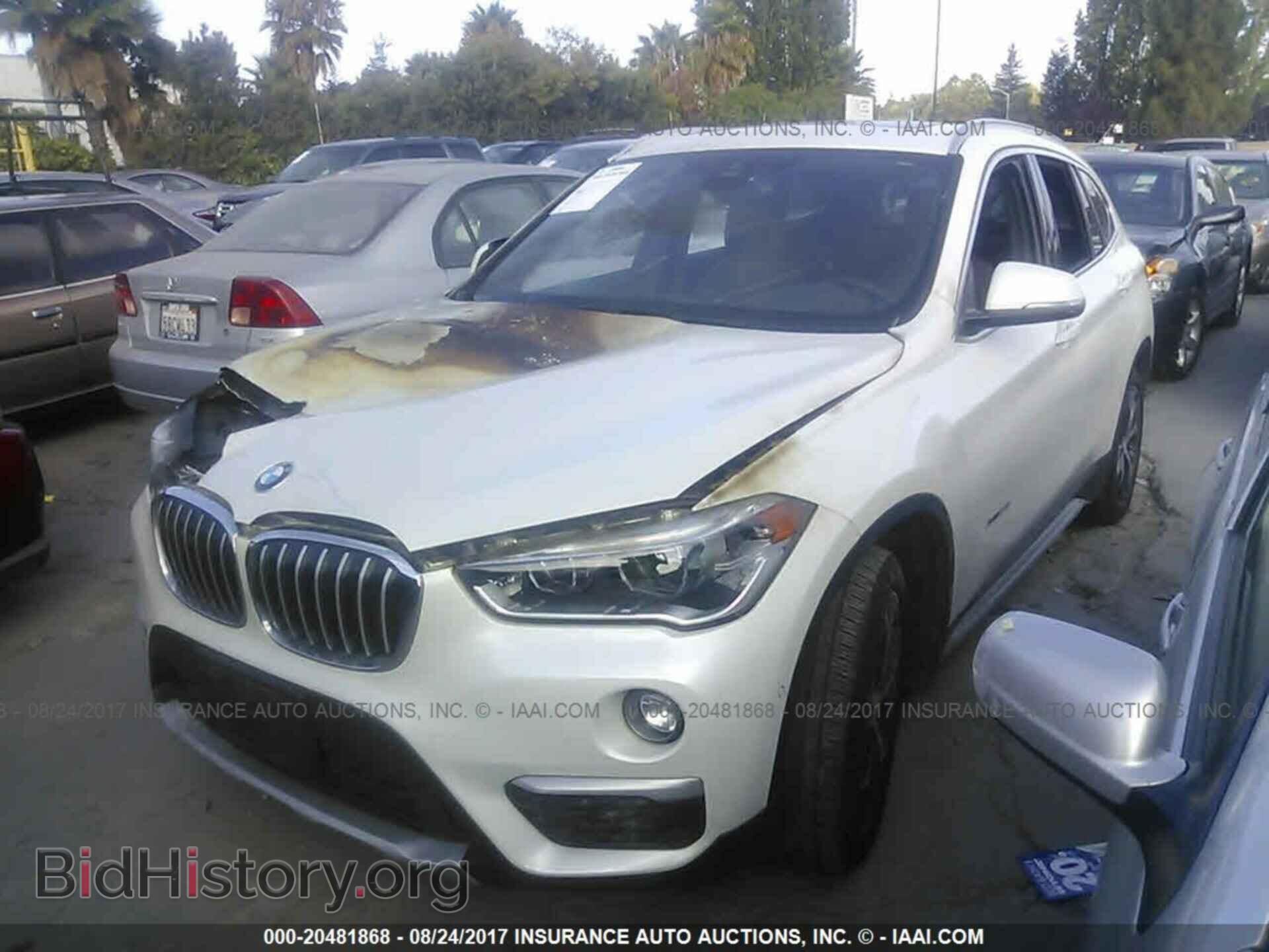 2016 Bmw X1 - VIN: WBXHT3C39GP887393 - Фото 2