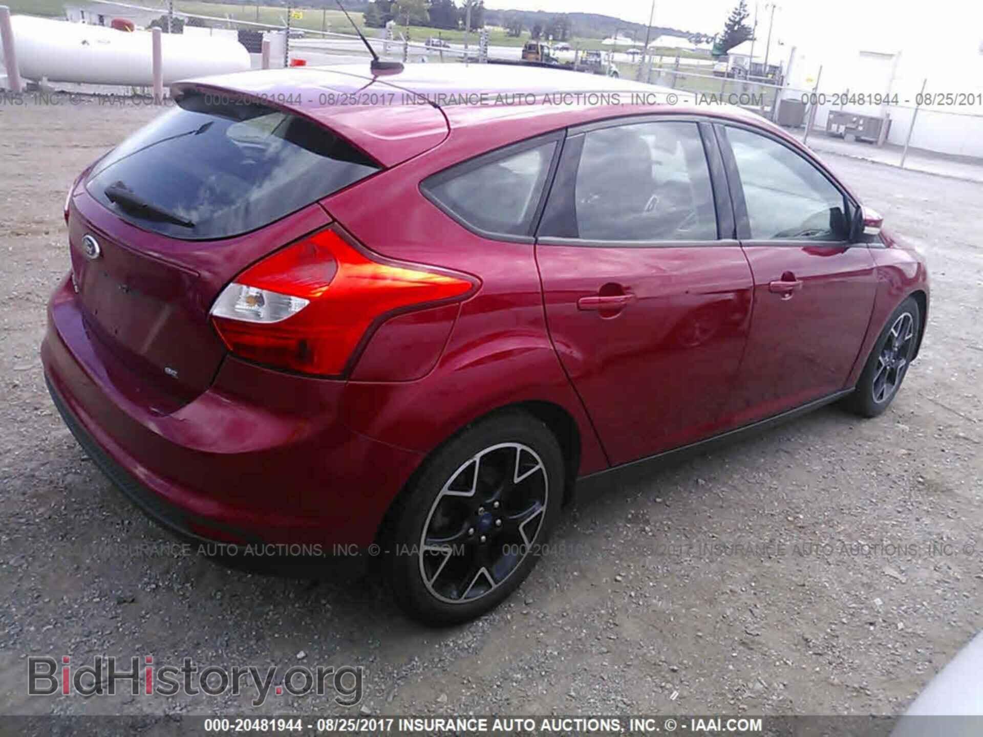 2012 Ford Focus - VIN: 1FAHP3K22CL407454 - Photo 4