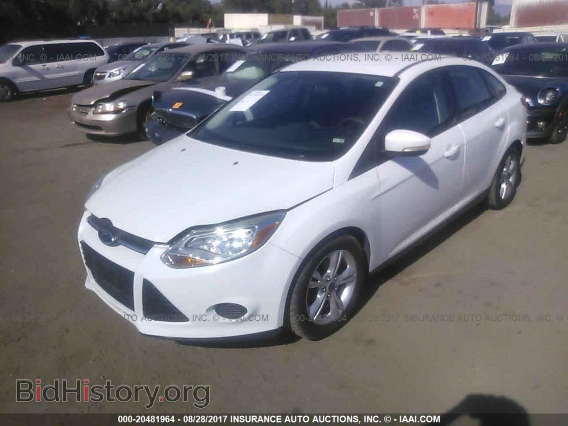 2013 Ford Focus - VIN: 1FADP3F25DL165088 - Photo 2