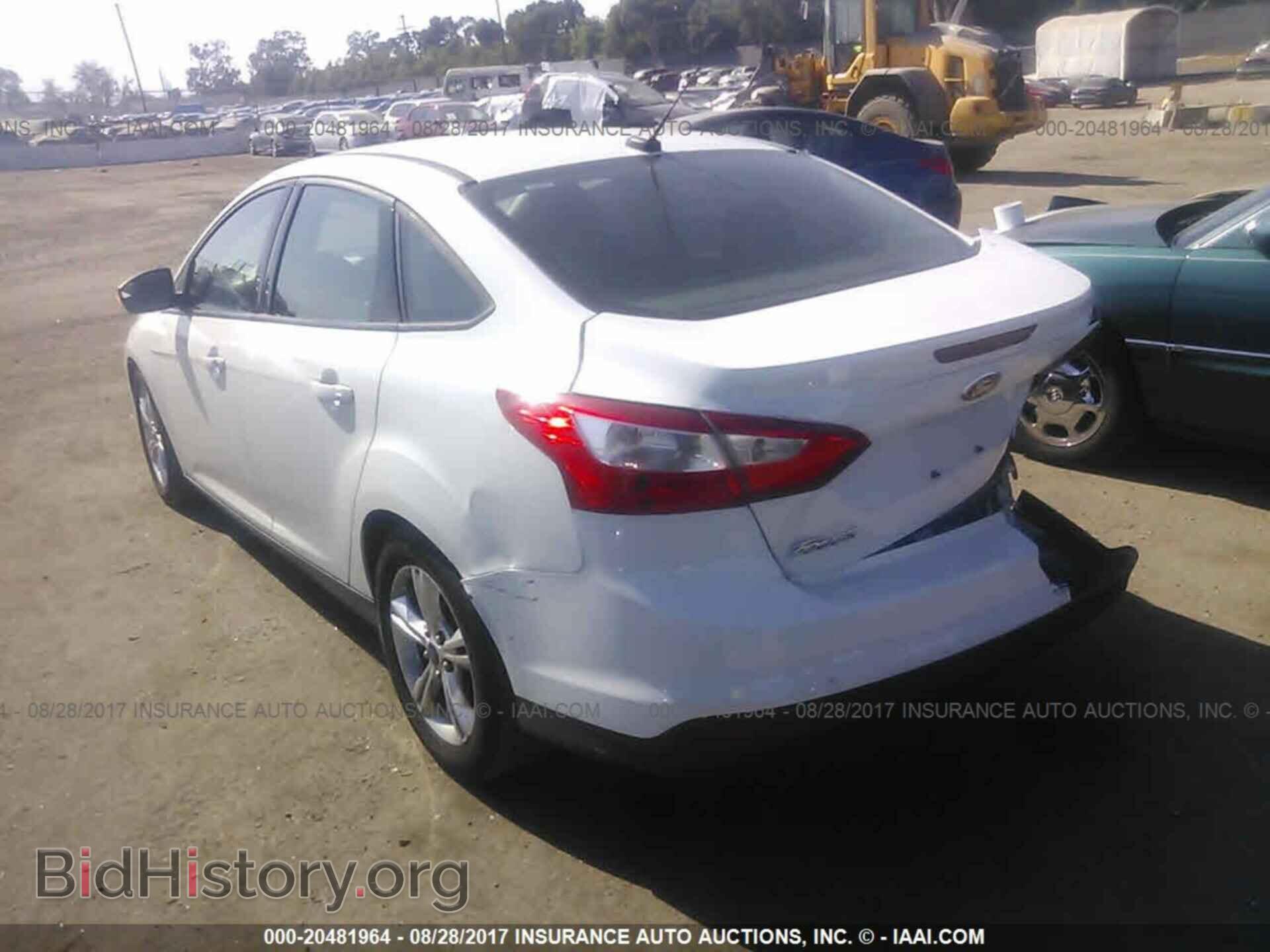 2013 Ford Focus - VIN: 1FADP3F25DL165088 - Photo 3