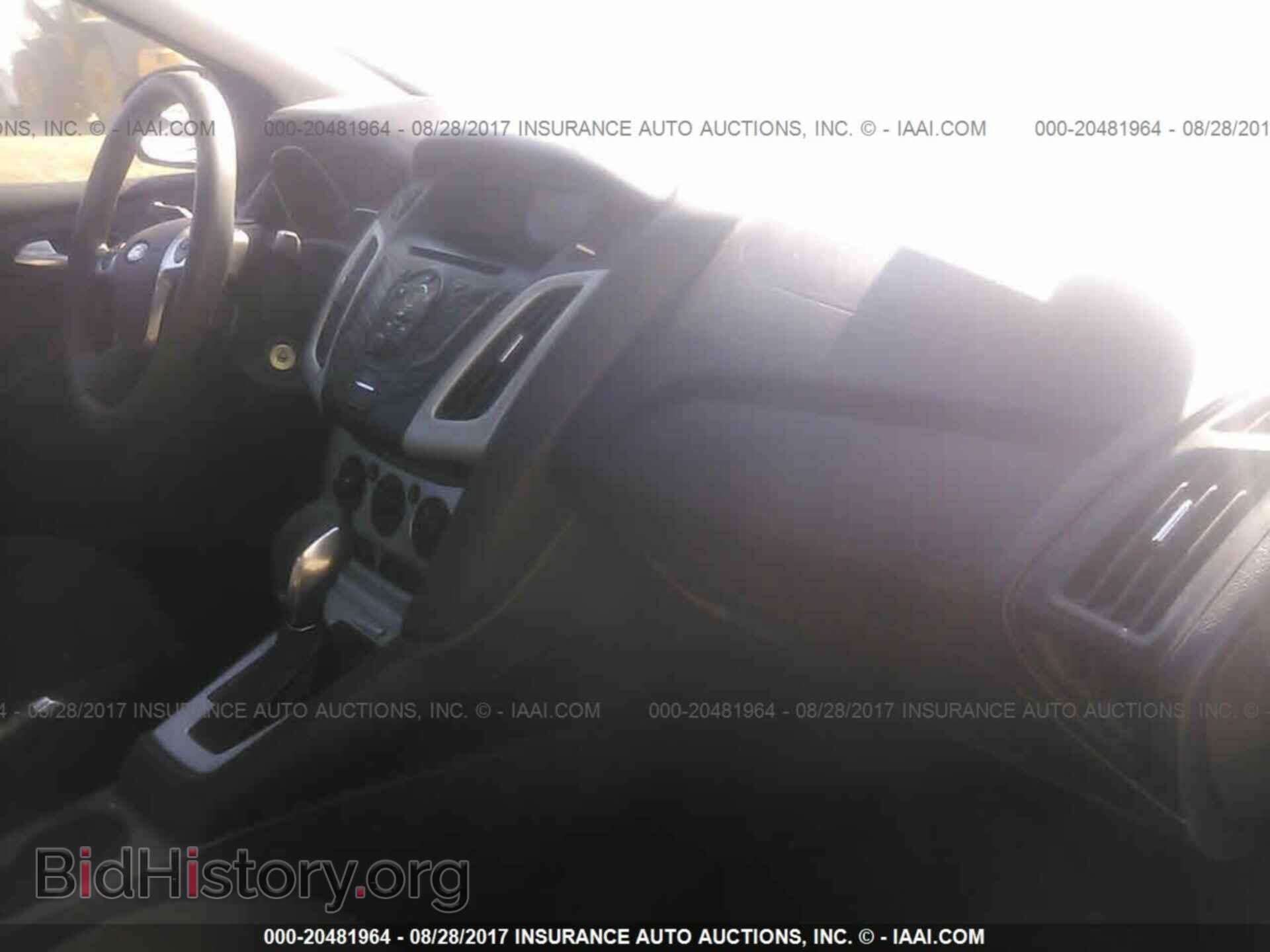 2013 Ford Focus - VIN: 1FADP3F25DL165088 - Photo 5