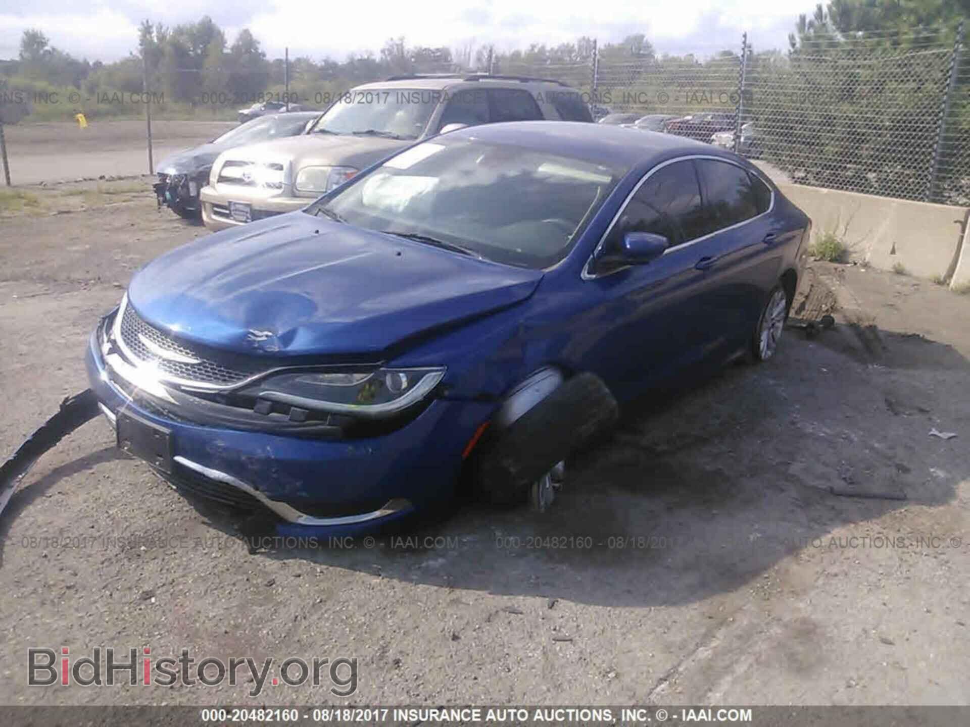 2015 Chrysler 200 - VIN: 1C3CCCAB5FN722960 - Фото 2