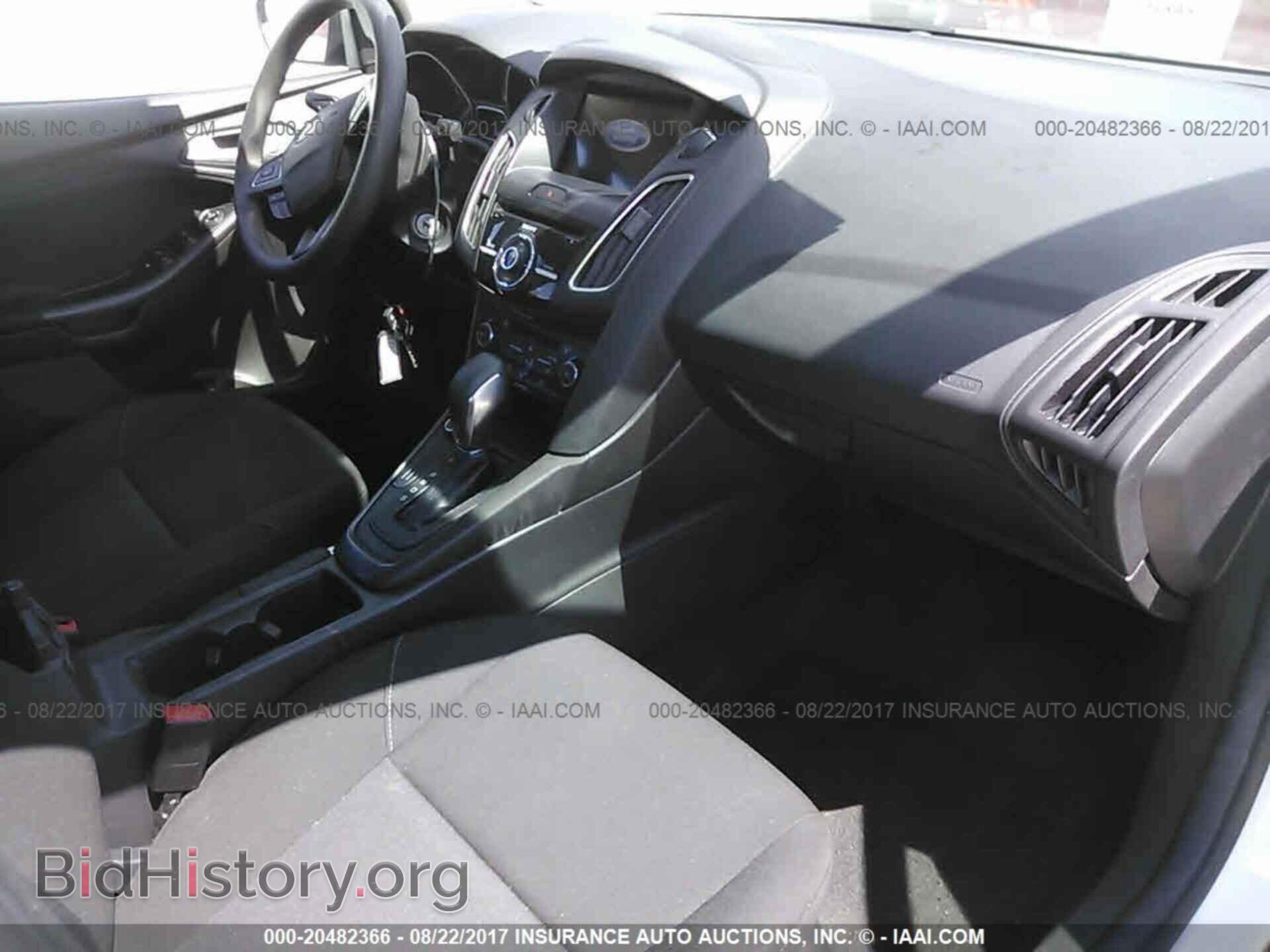 2017 Ford Focus - VIN: 1FADP3H21HL247242 - Photo 5