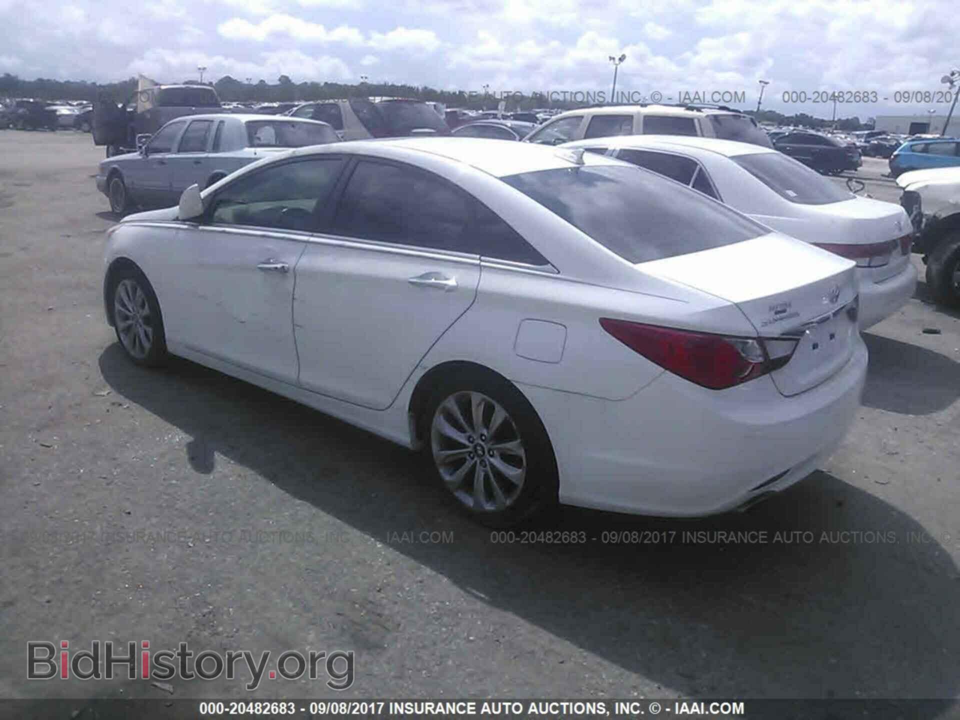 2012 Hyundai Sonata - VIN: 5NPEC4AC1CH501242 - Photo 3