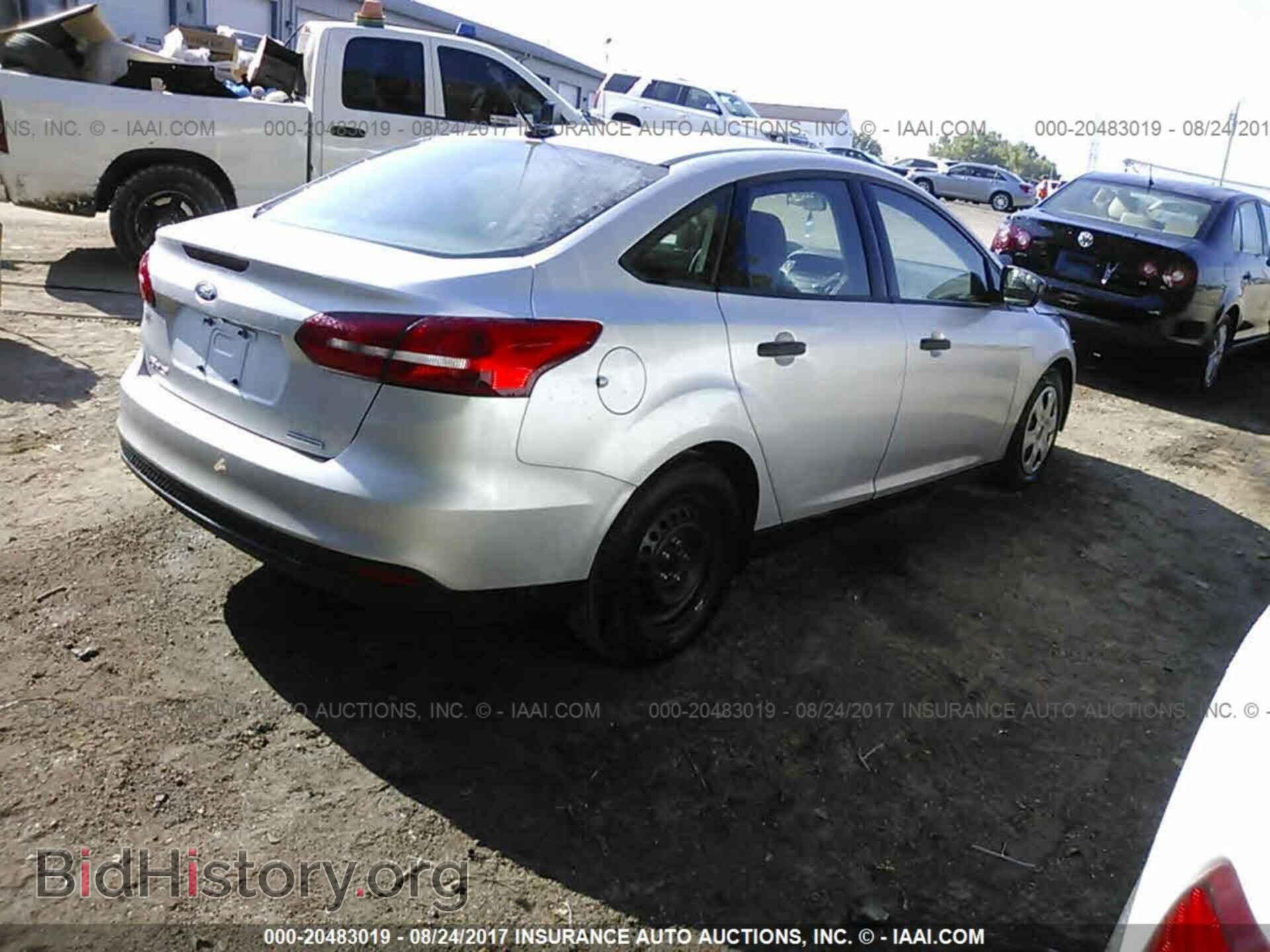 2015 Ford Focus - VIN: 1FADP3E26FL298964 - Фото 4