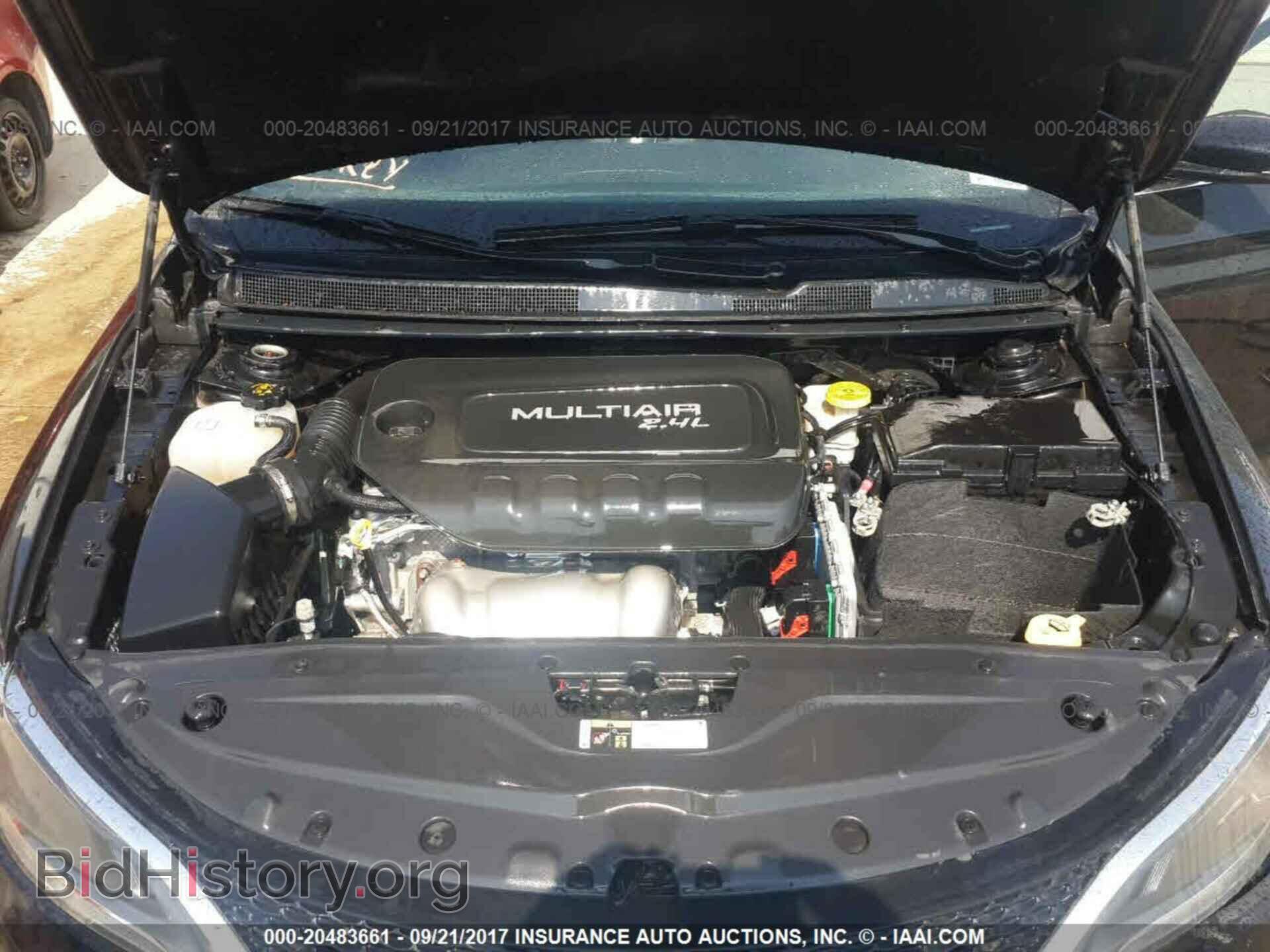 2015 Chrysler 200 - VIN: 1C3CCCCB0FN545781 - Photo 10