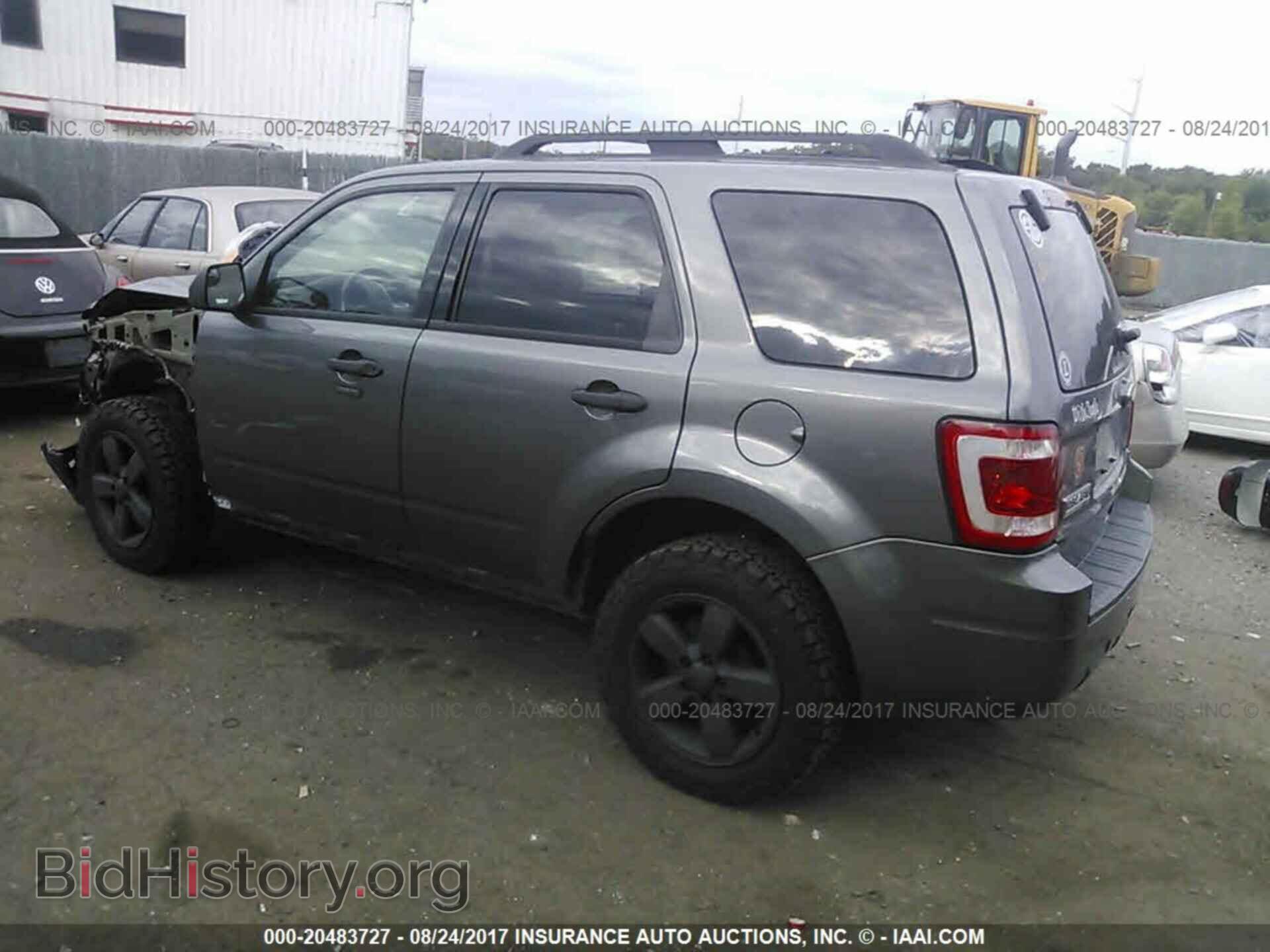 2011 Ford Escape - VIN: 1FMCU9DG2BKA60779 - Фото 3