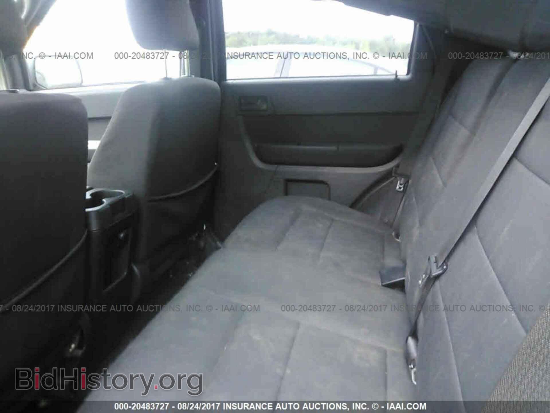 2011 Ford Escape - VIN: 1FMCU9DG2BKA60779 - Фото 8