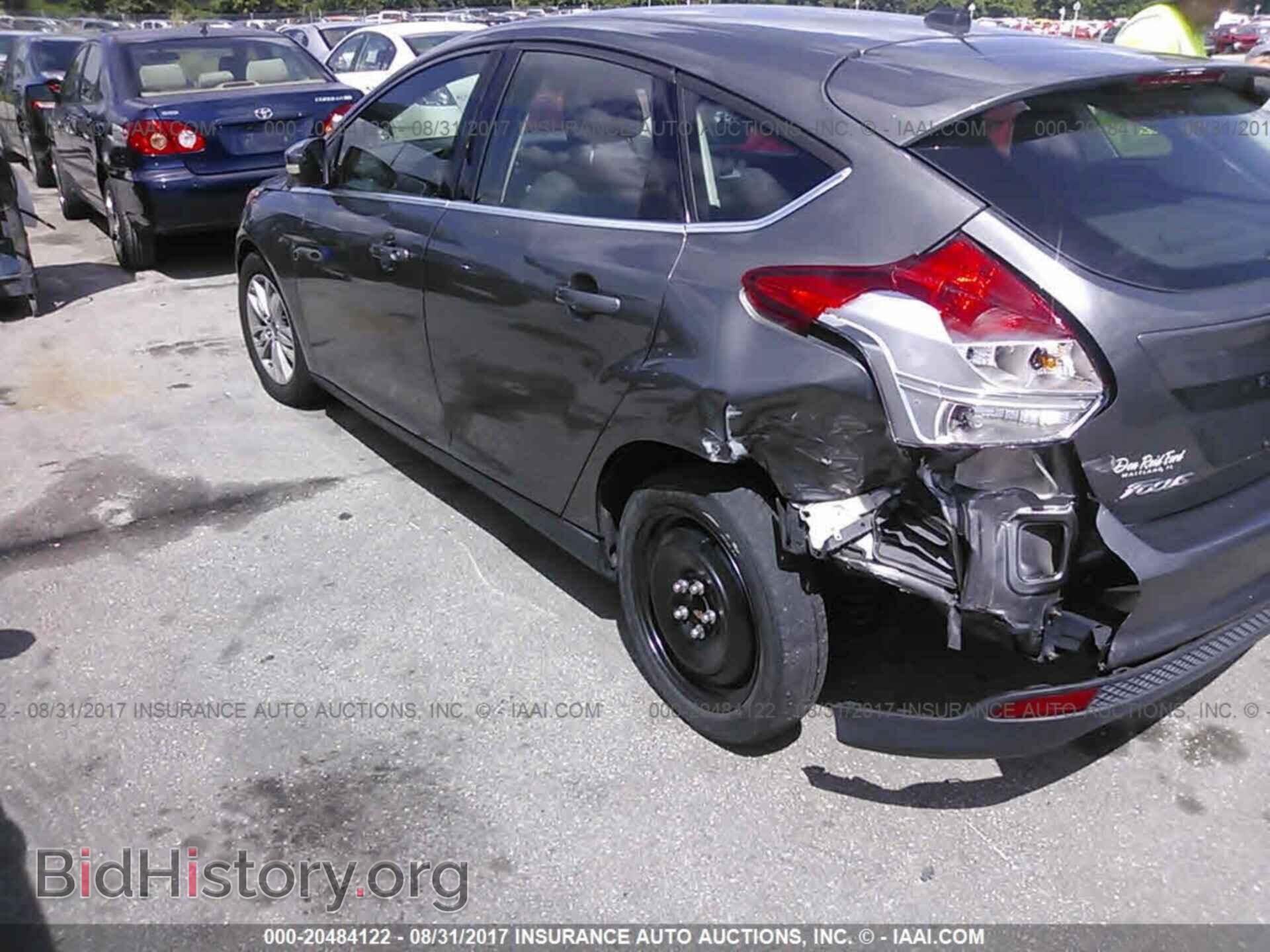 2012 Ford Focus - VIN: 1FAHP3M26CL337549 - Photo 6