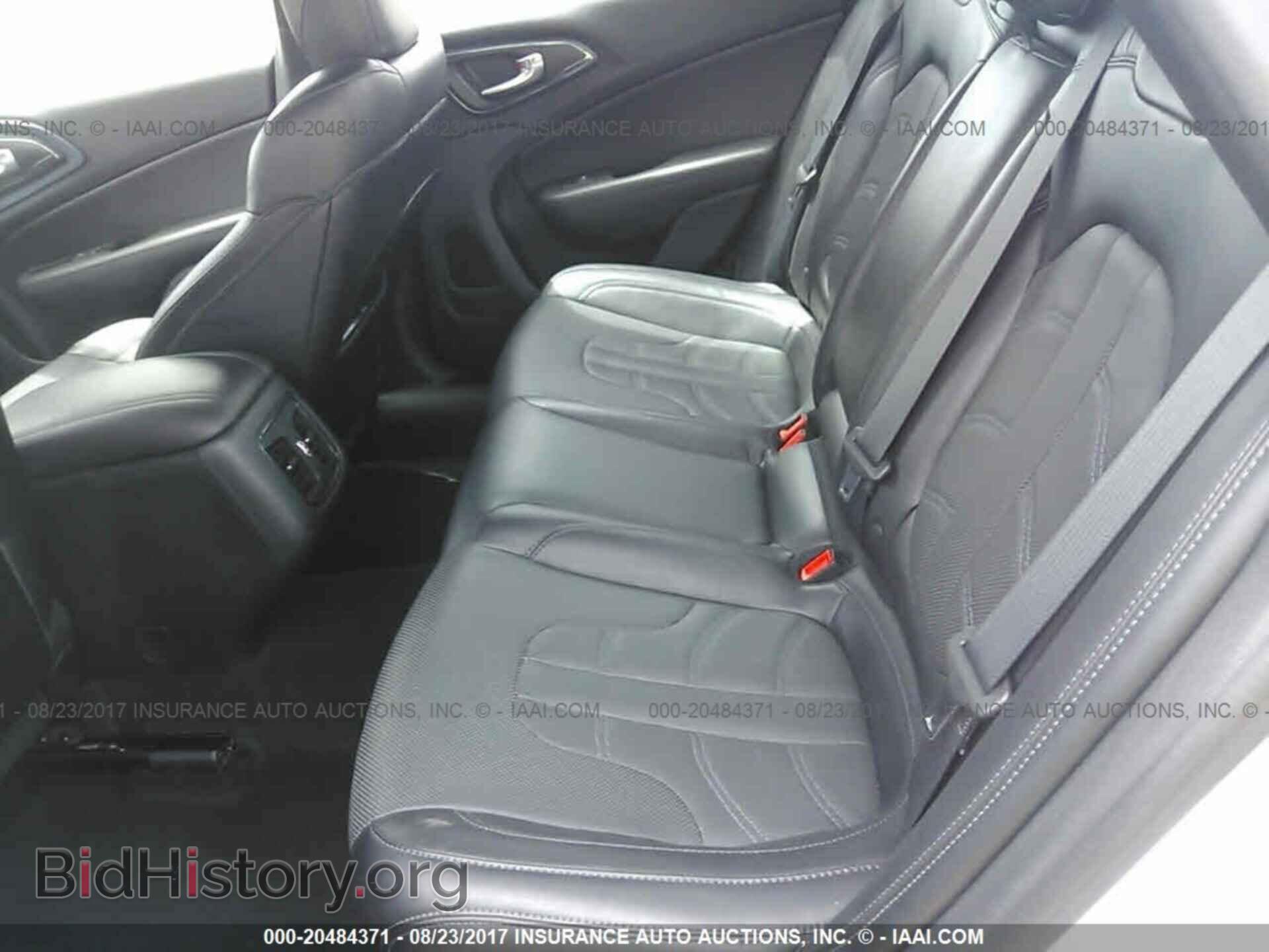 2015 Chrysler 200 - VIN: 1C3CCCBG9FN703127 - Photo 8