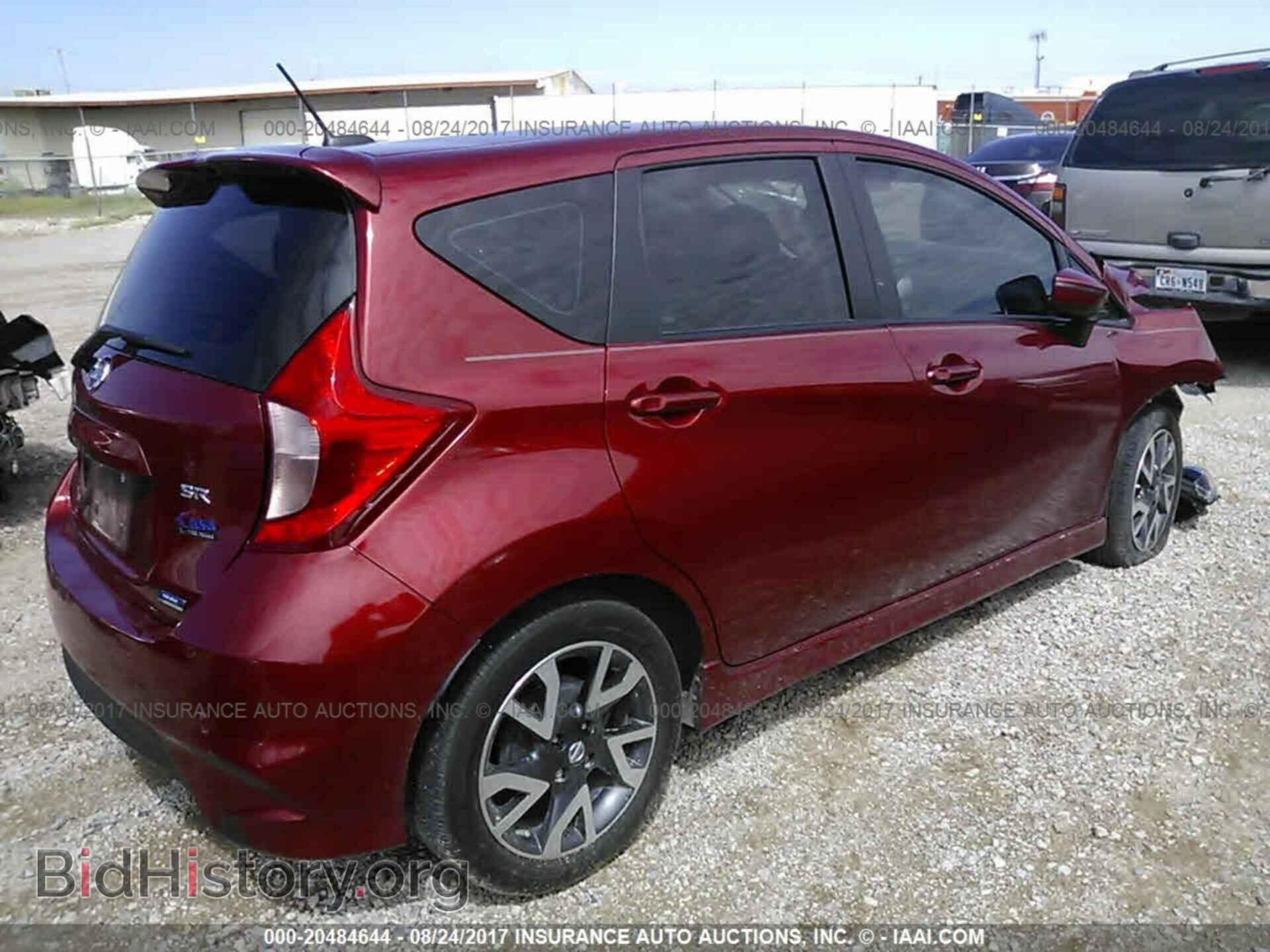 2016 Nissan Versa note - VIN: 3N1CE2CPXGL402529 - Photo 4