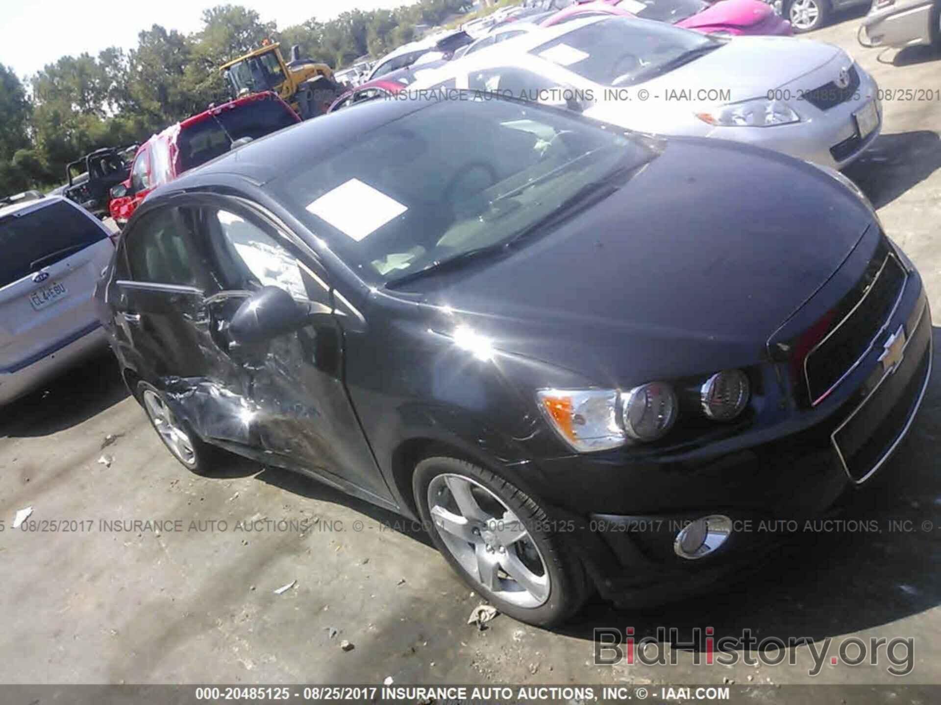 Photo 1G1JE5SB2F4124167 - Chevrolet Sonic 2015